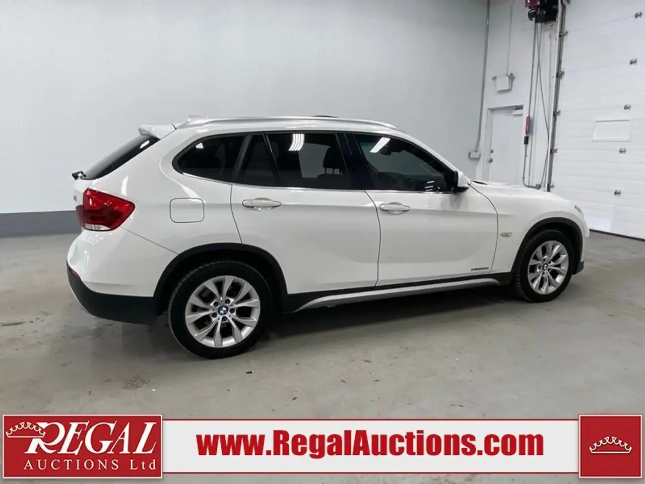 BMW X1 photo BMW X1