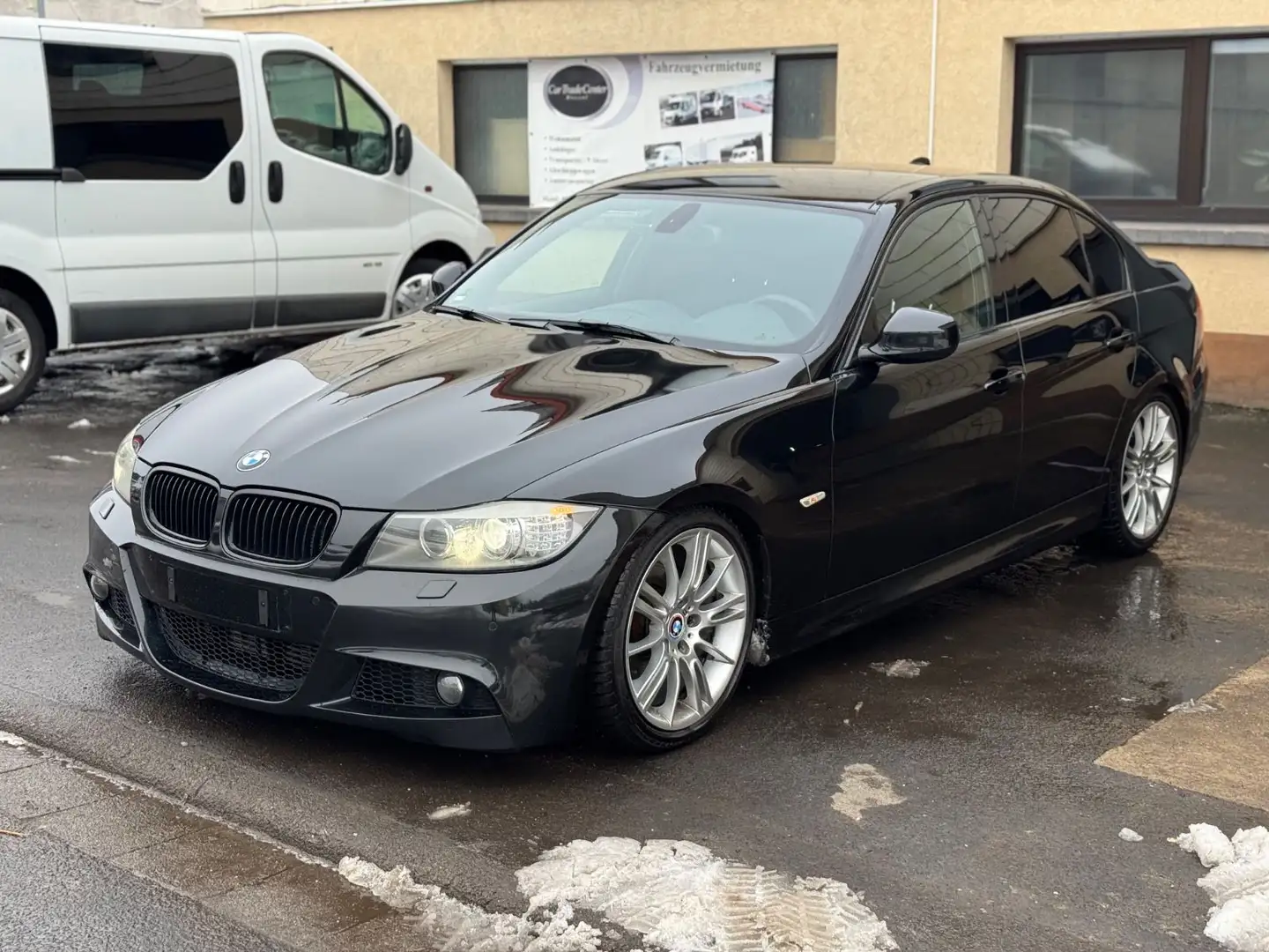 BMW 320 d E90 LCi M-Paket Euro5 Xenon Navi Noir - 2
