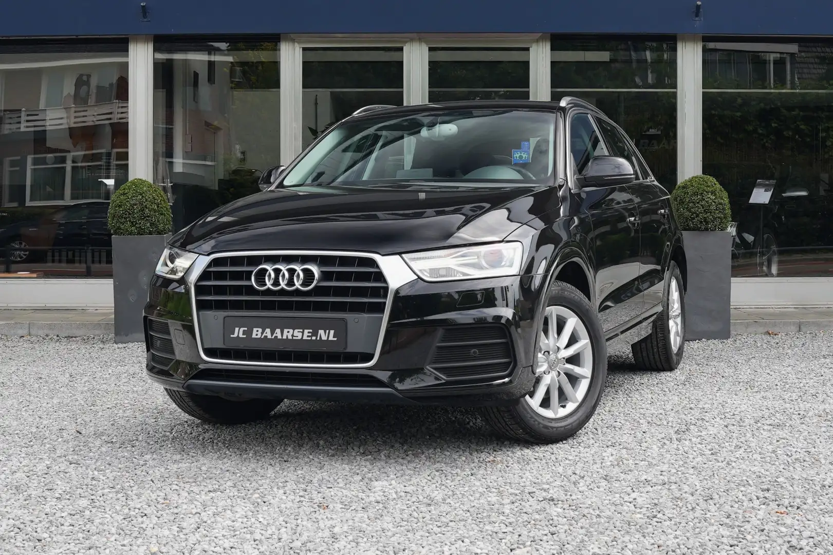 Audi Q3 1.4 TFSI COD DE.PRL+ Zwart - 1