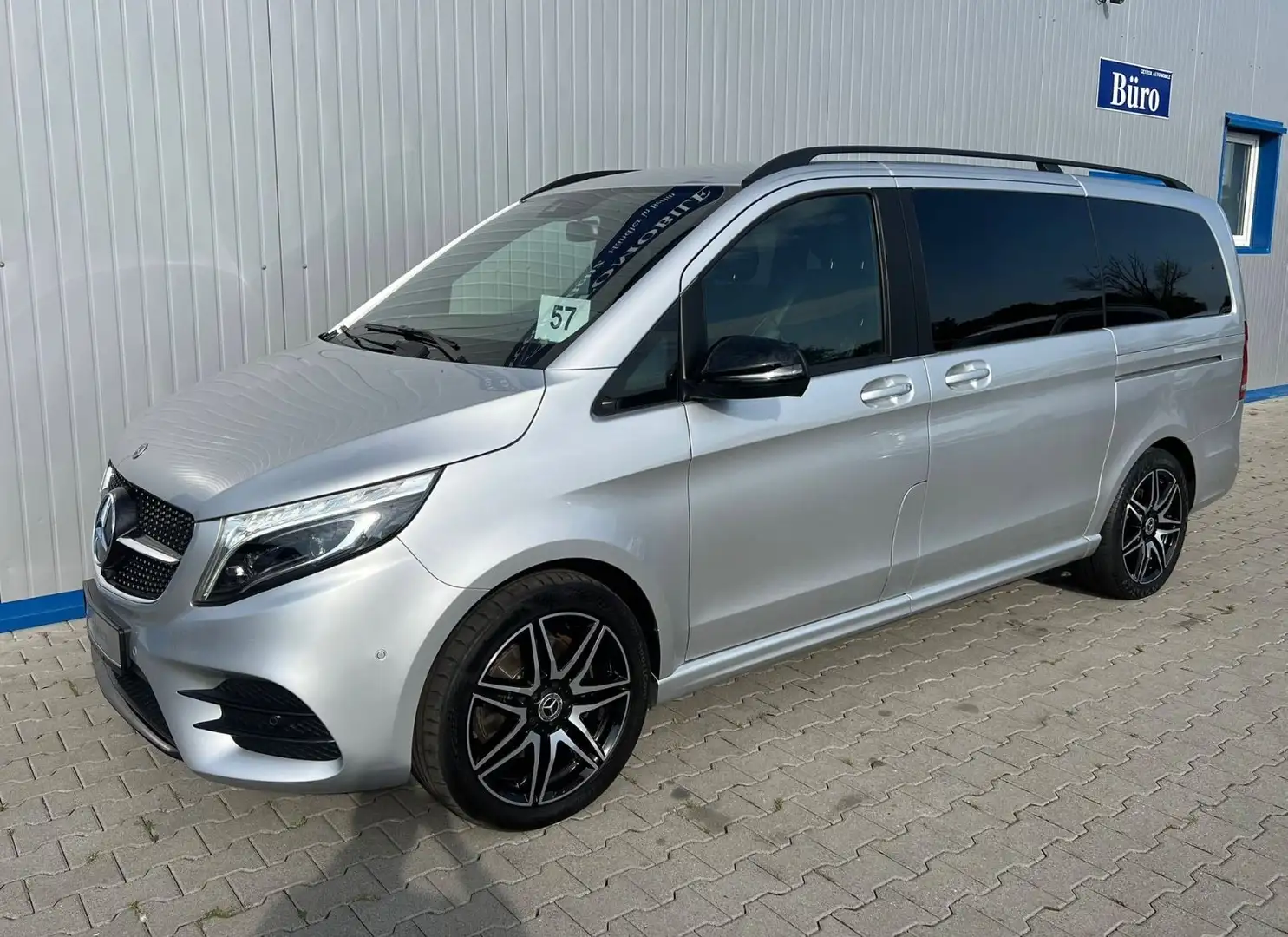Mercedes-Benz V 300 LANG 4M AMG-LINE PANO 360° WEBASTO EL.TÜRE Argent - 1