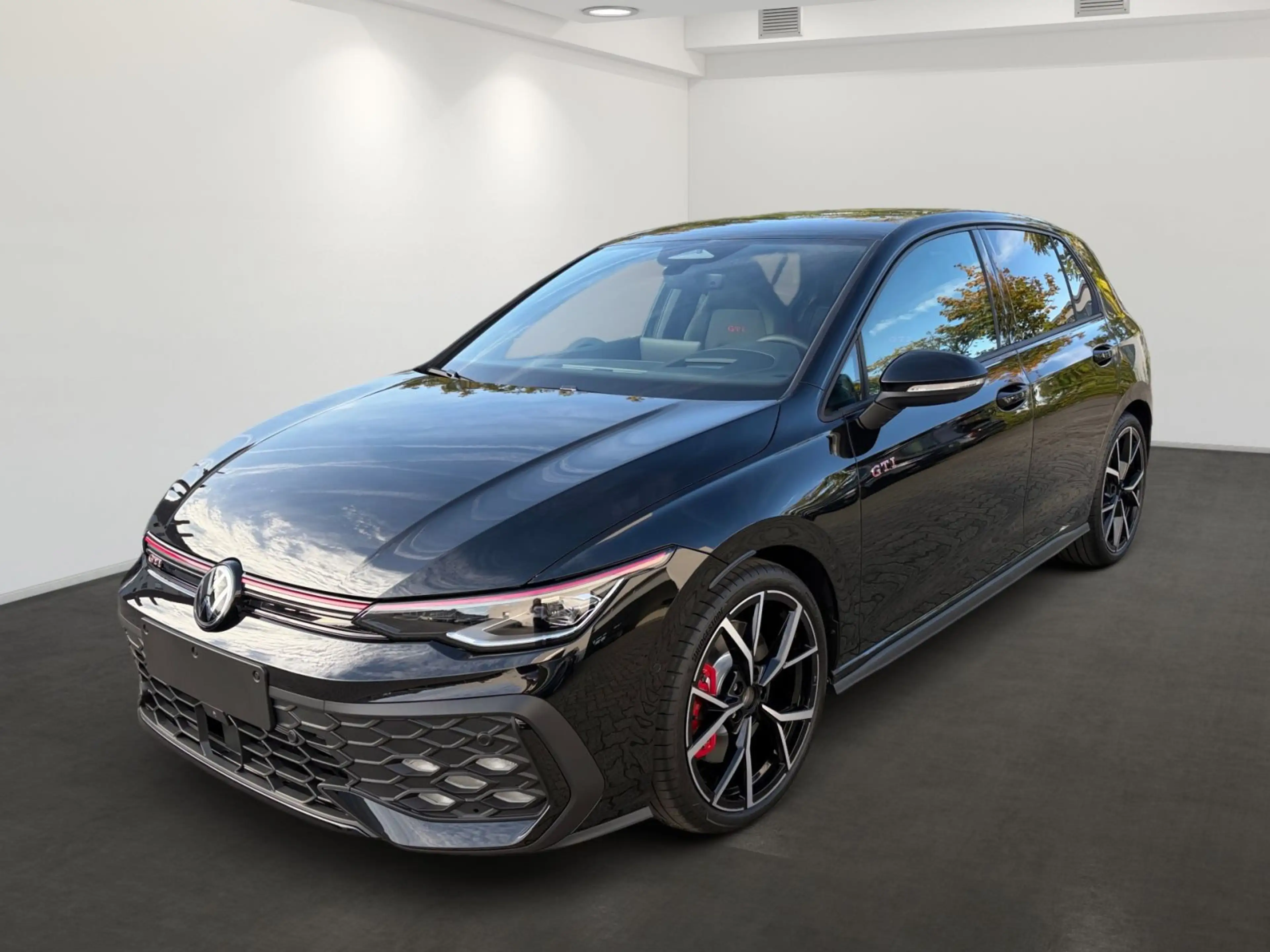 Volkswagen Golf GTI 2,0 l TSI 195 kW (265 PS) 7-Gang-Doppel — photo 2