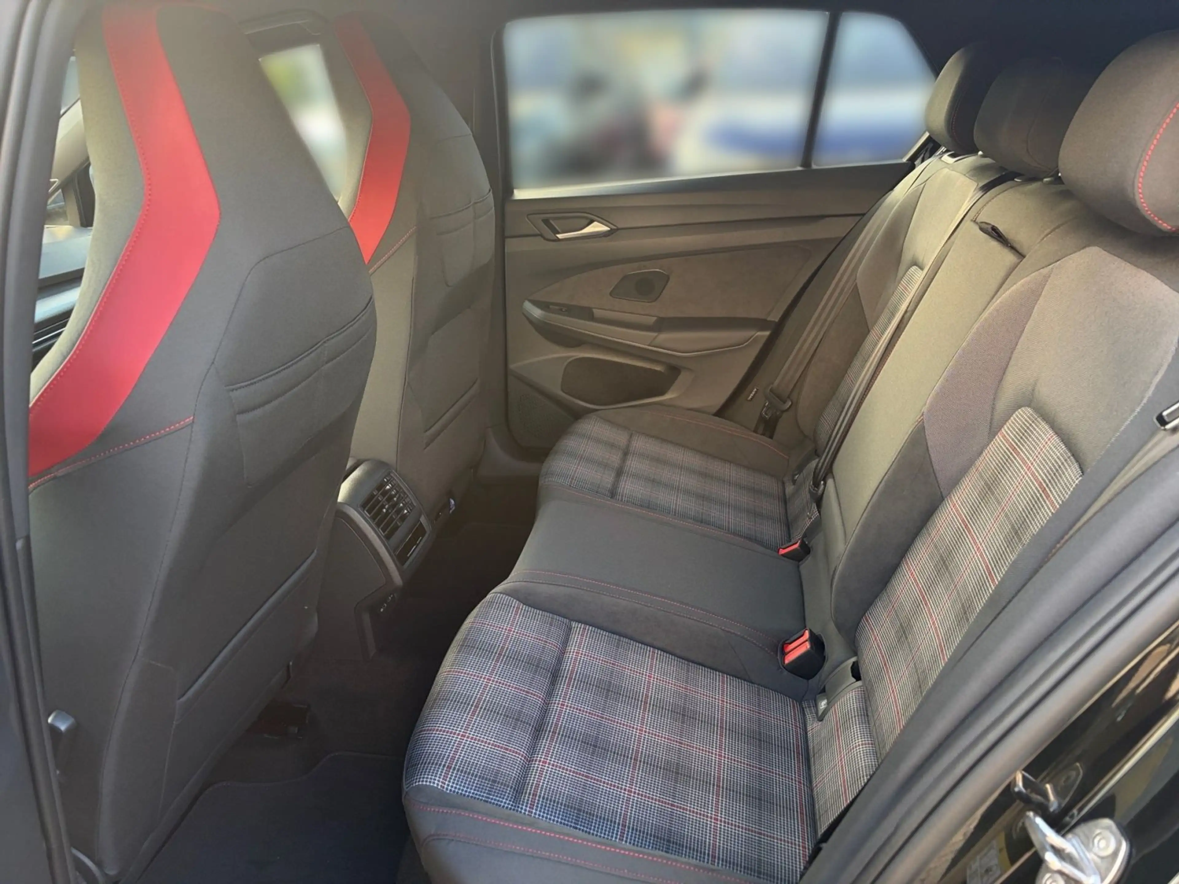 Volkswagen Golf GTI 2,0 l TSI 195 kW (265 PS) 7-Gang-Doppel — photo 12