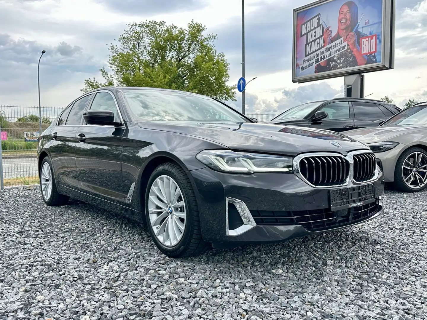BMW 520 d xDrive Luxury/ACC/HUD/Laser/Ambiente/Keyles Gris - 1