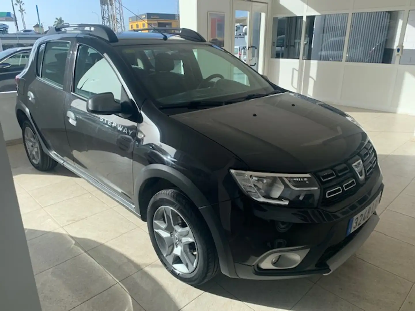 Dacia Sandero 0.9 TCE Stepway 90 Noir - 2