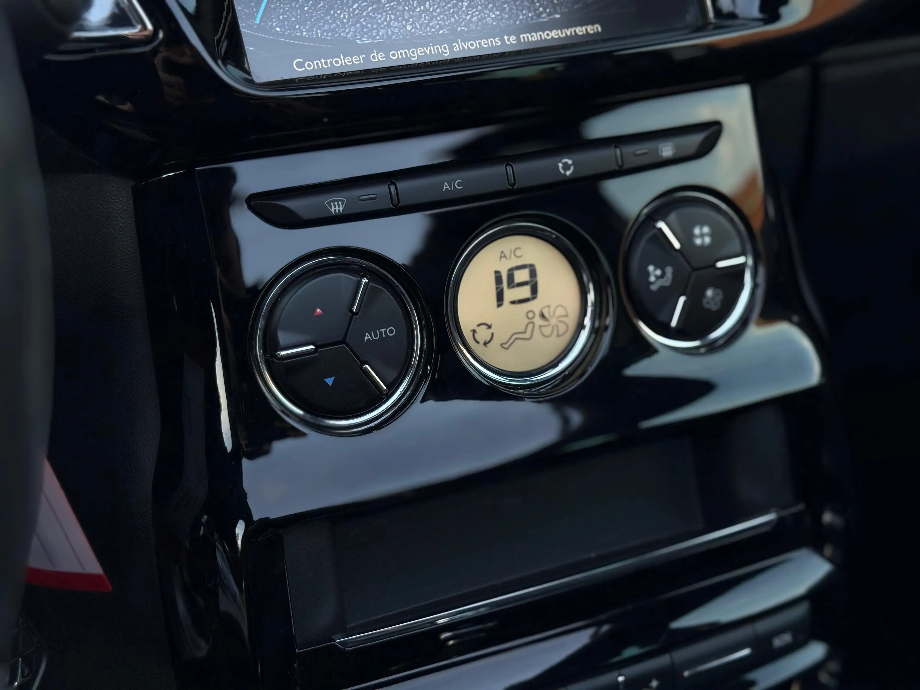 Citroen DS3 Cabrio 1.2i Benzine Led Airco Navi ParkS Camera * — photo 15