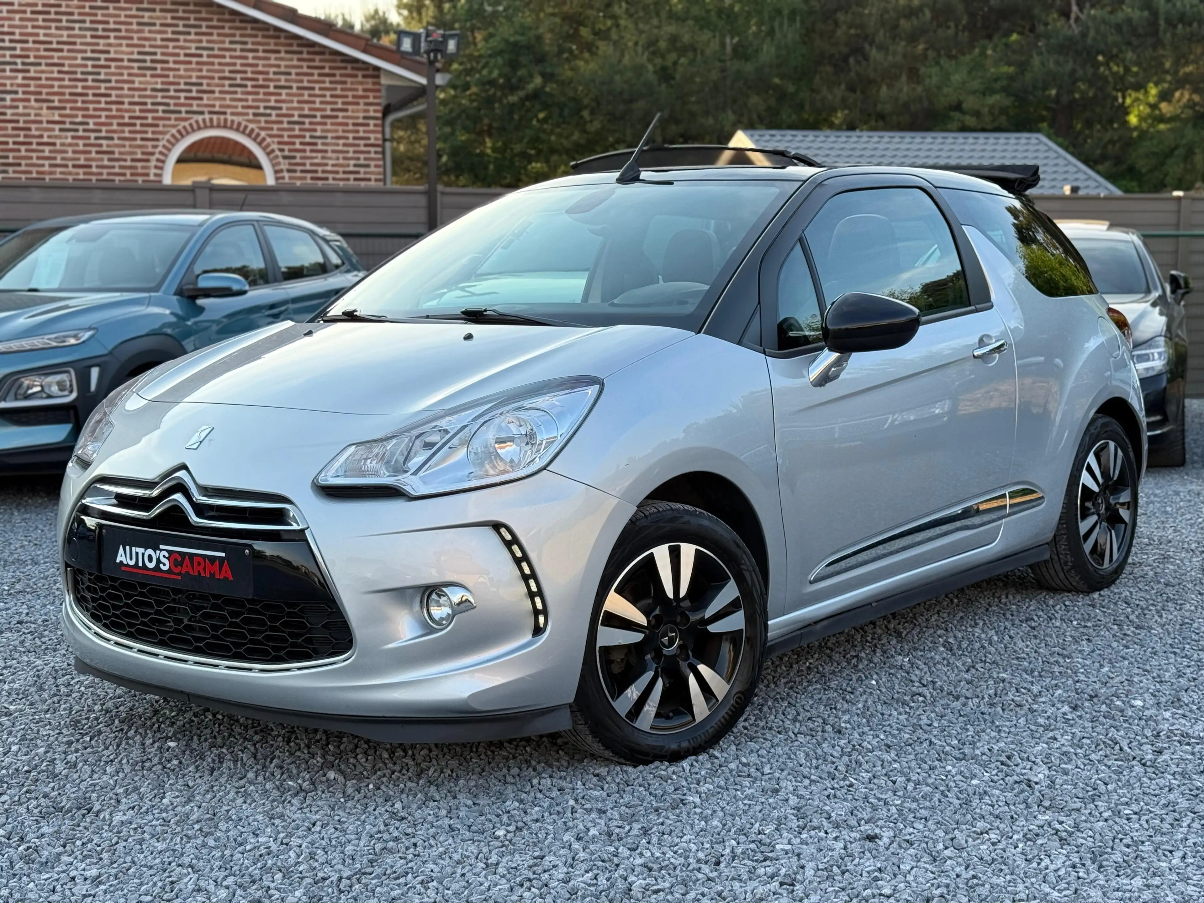Citroen DS3 Cabrio 1.2i Benzine Led Airco Navi ParkS Camera *
