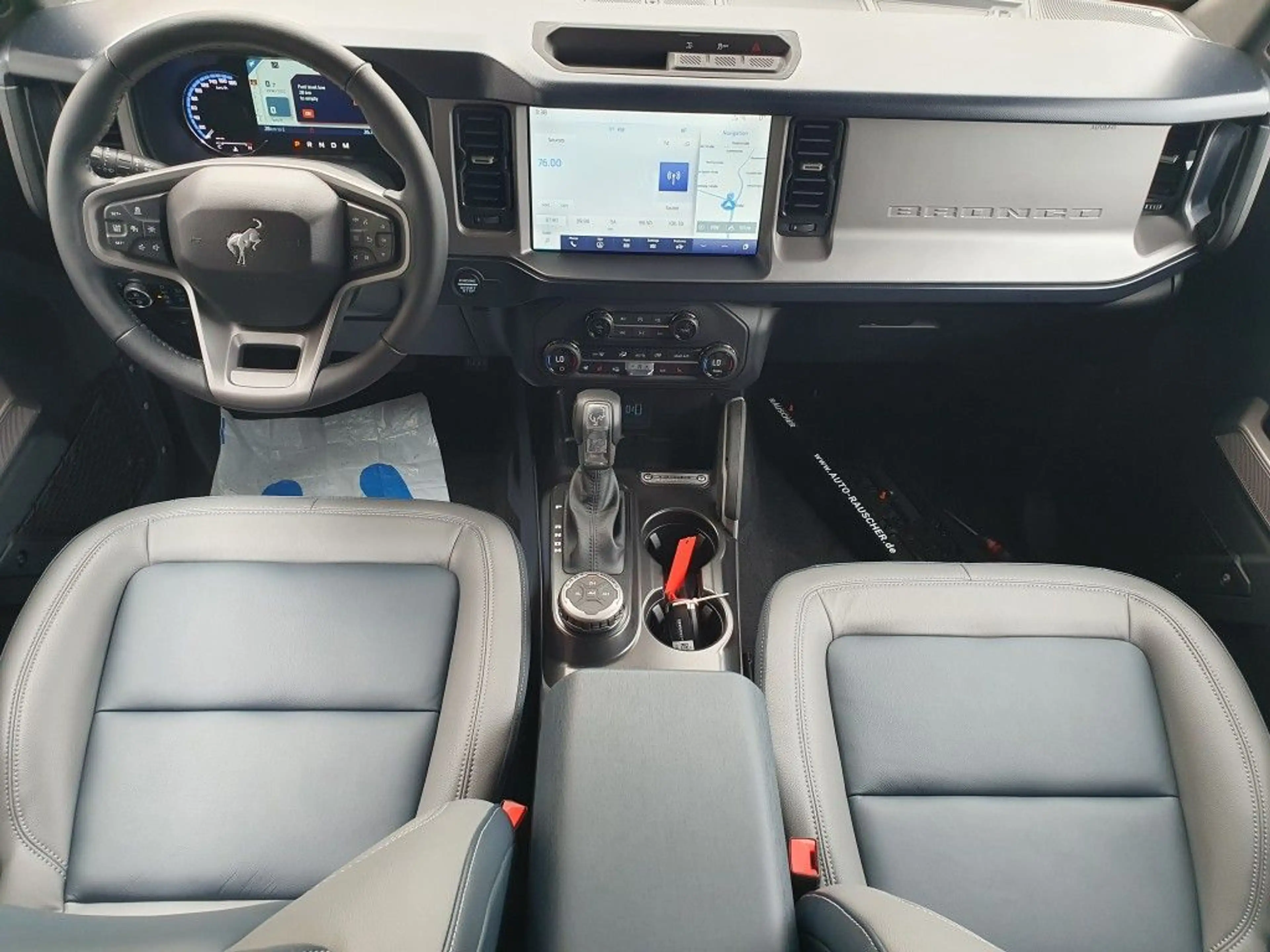 Ford Bronco 2.7 EcoBoost V6 Outer Banks — photo 11