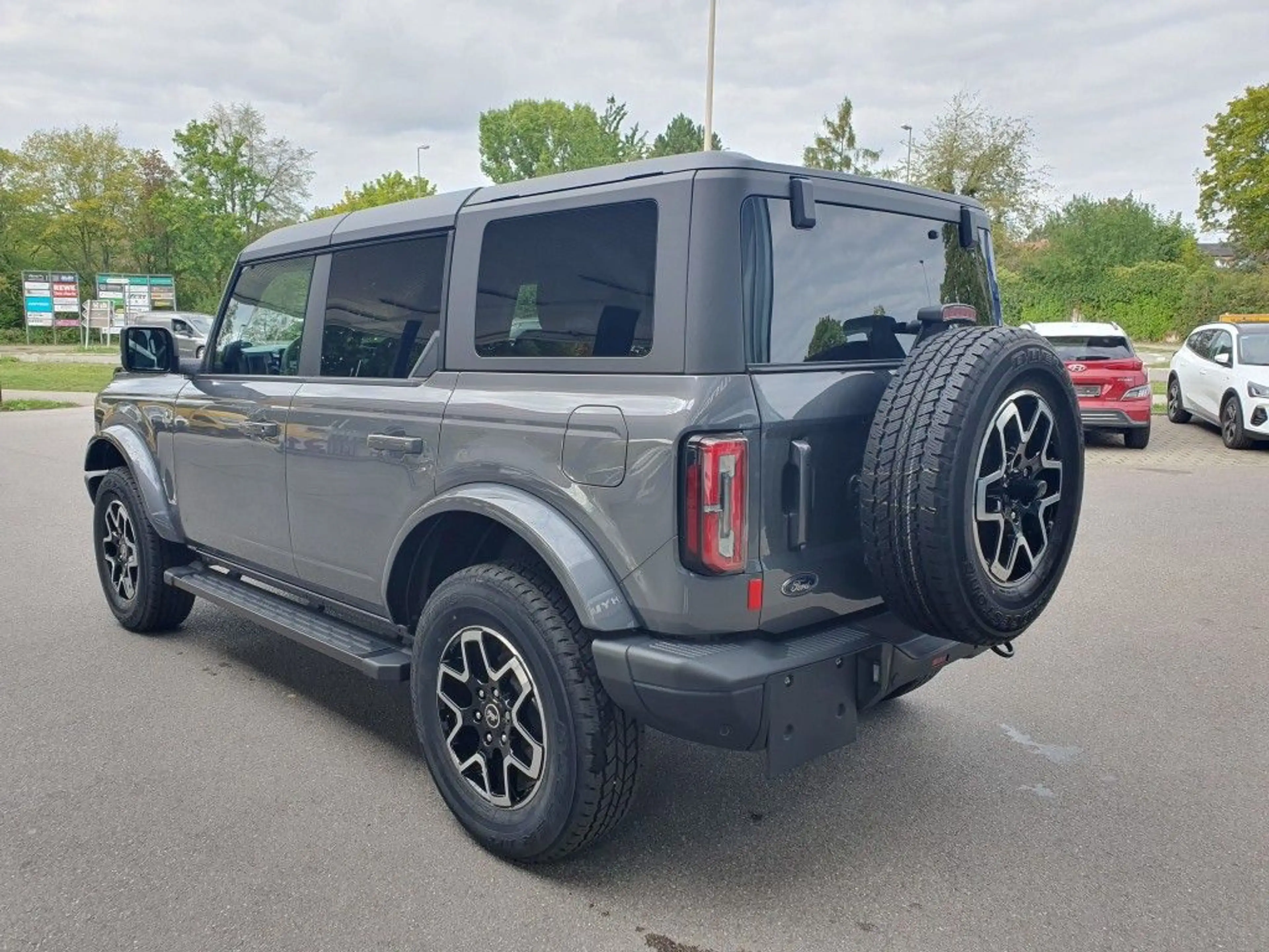 Ford Bronco 2.7 EcoBoost V6 Outer Banks — photo 8