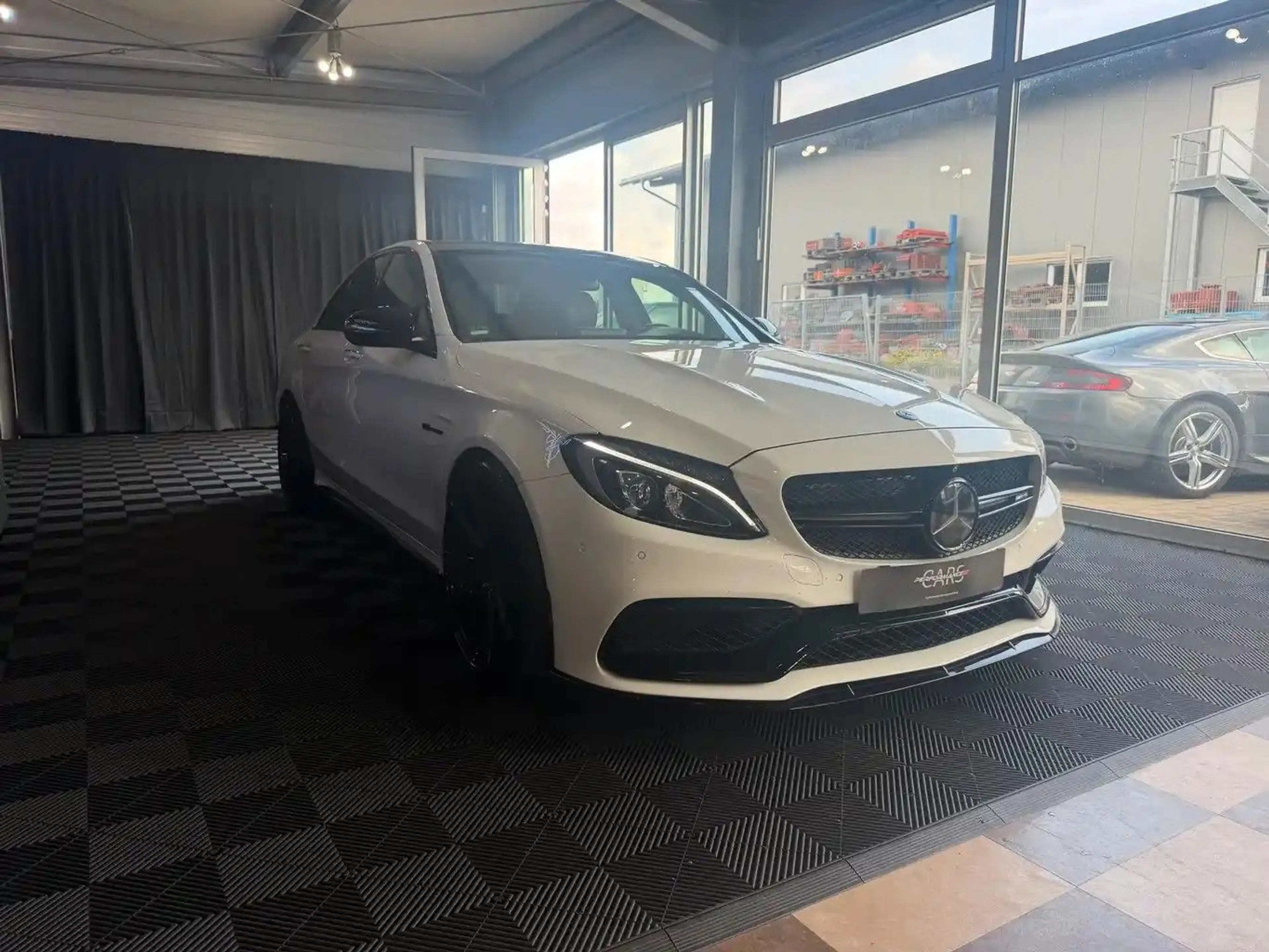 Mercedes-Benz C 63 AMG / 360 Kamera/Felgen/Carbon/ Abs . Tempo — photo 2