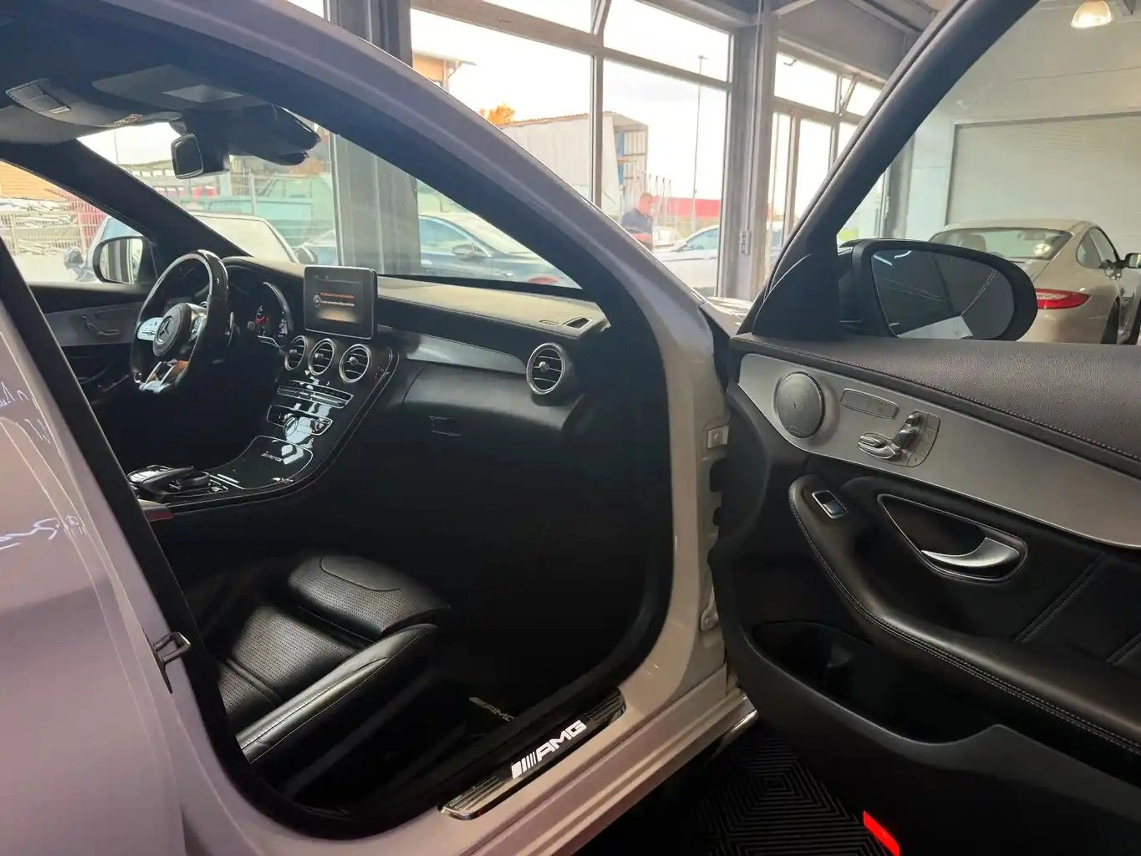 Mercedes-Benz C 63 AMG / 360 Kamera/Felgen/Carbon/ Abs . Tempo — photo 13