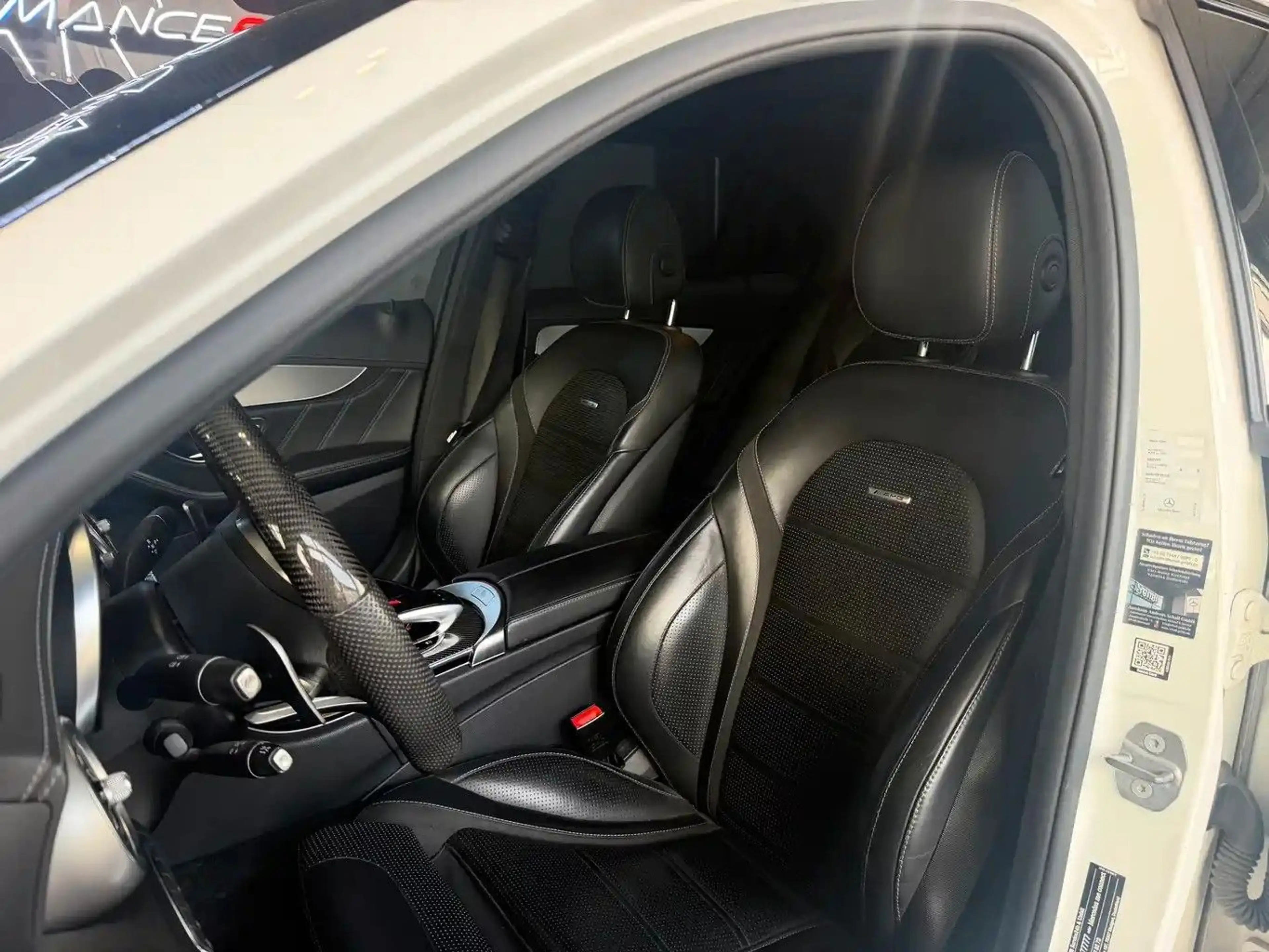 Mercedes-Benz C 63 AMG / 360 Kamera/Felgen/Carbon/ Abs . Tempo — photo 10