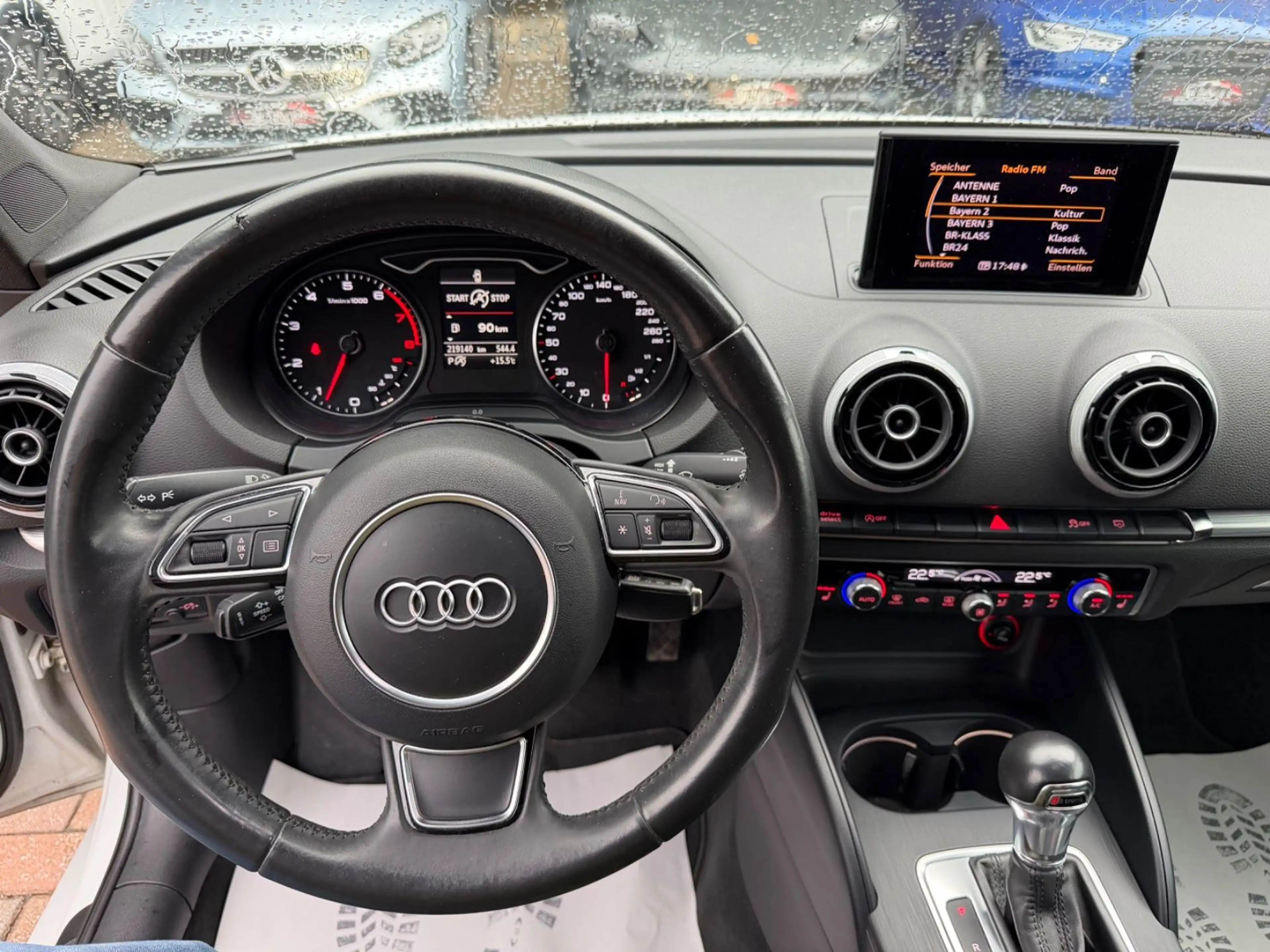 Audi A3 Limousine Ambition S-Line Standheizung Xenon — photo 13