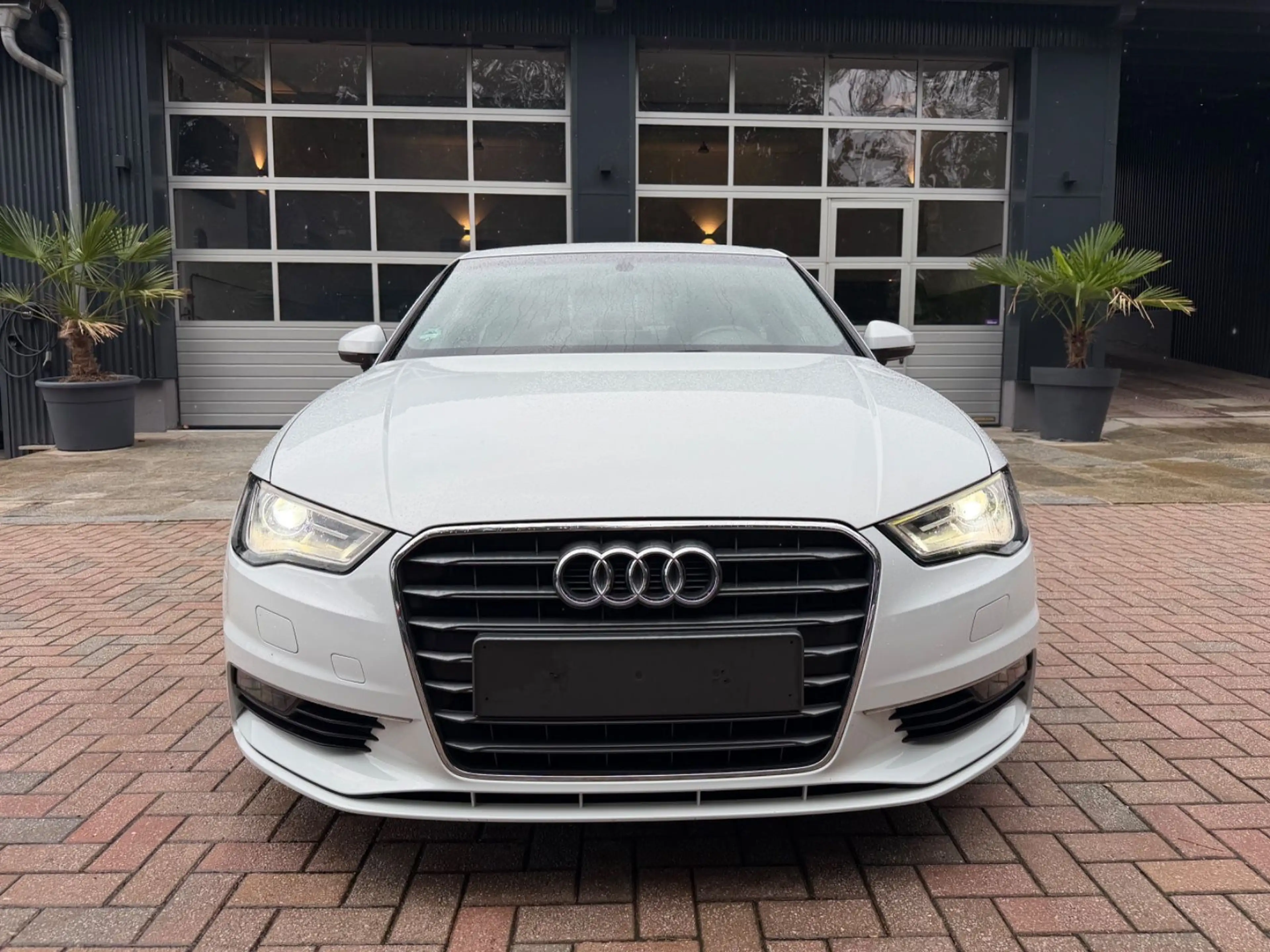 Audi A3 Limousine Ambition S-Line Standheizung Xenon — photo 2