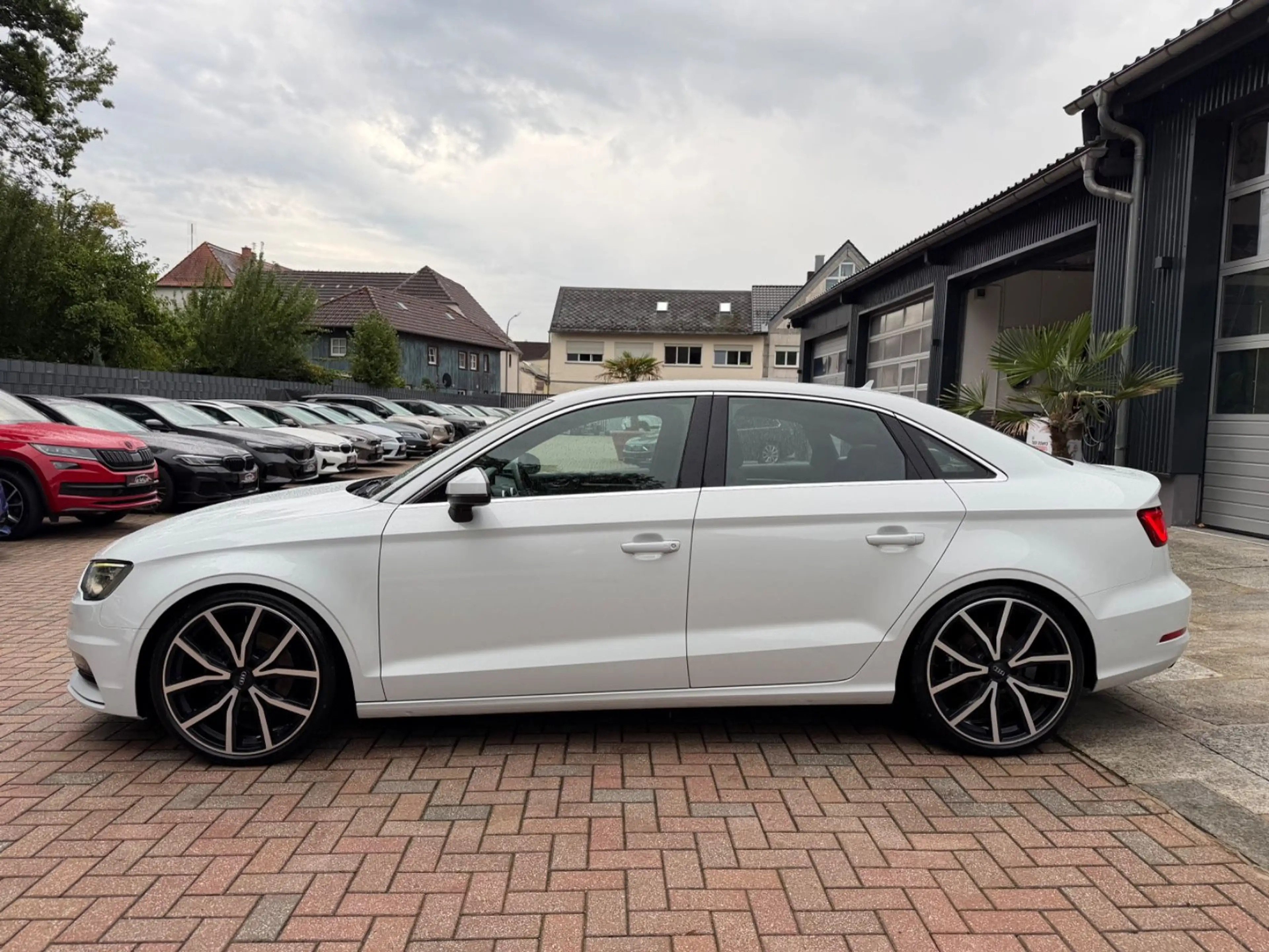 Audi A3 Limousine Ambition S-Line Standheizung Xenon — photo 8