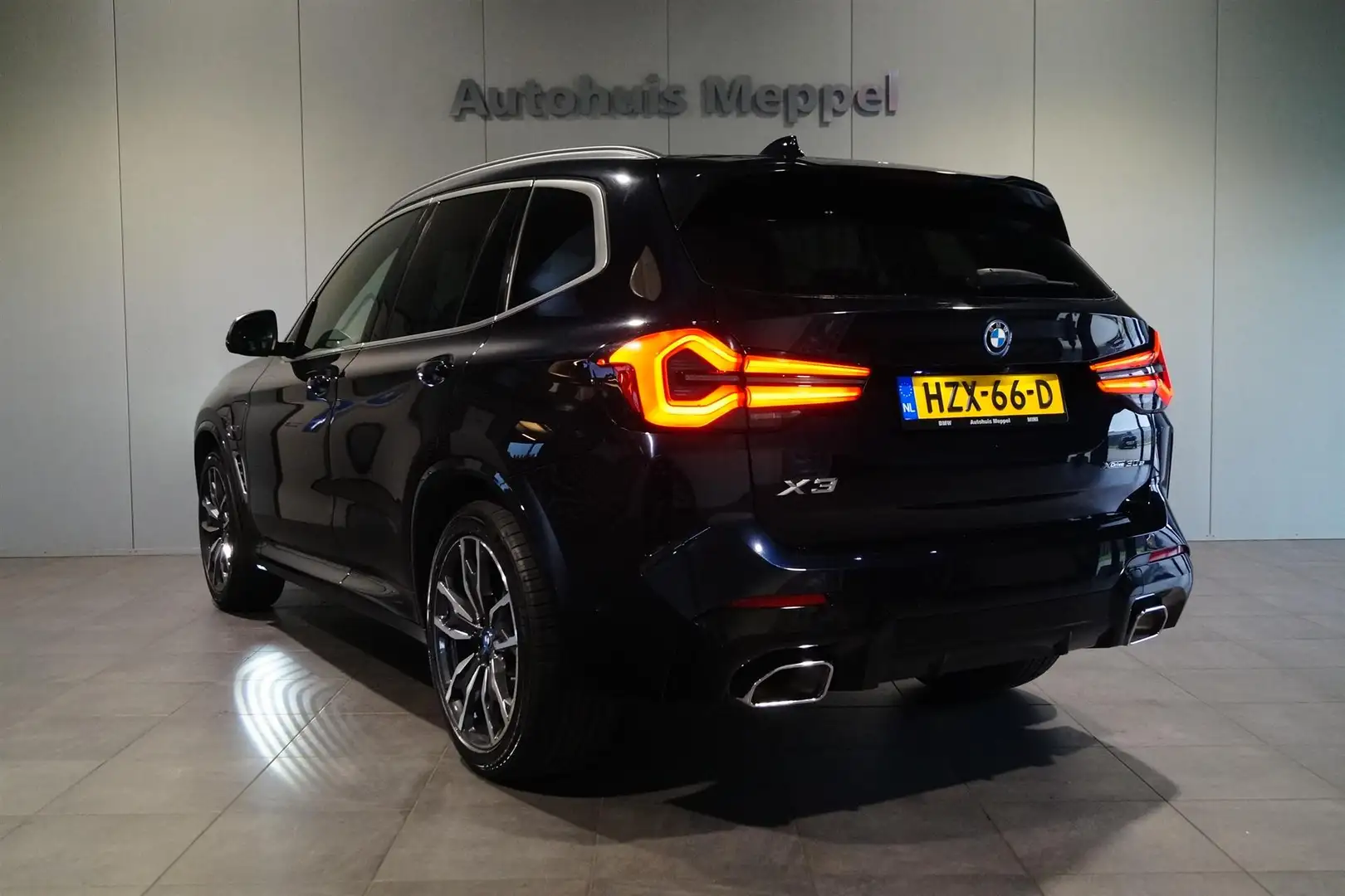 BMW X3 xDrive30e M-Sport/// | LED | H/K Sound | Head-up D Noir - 2