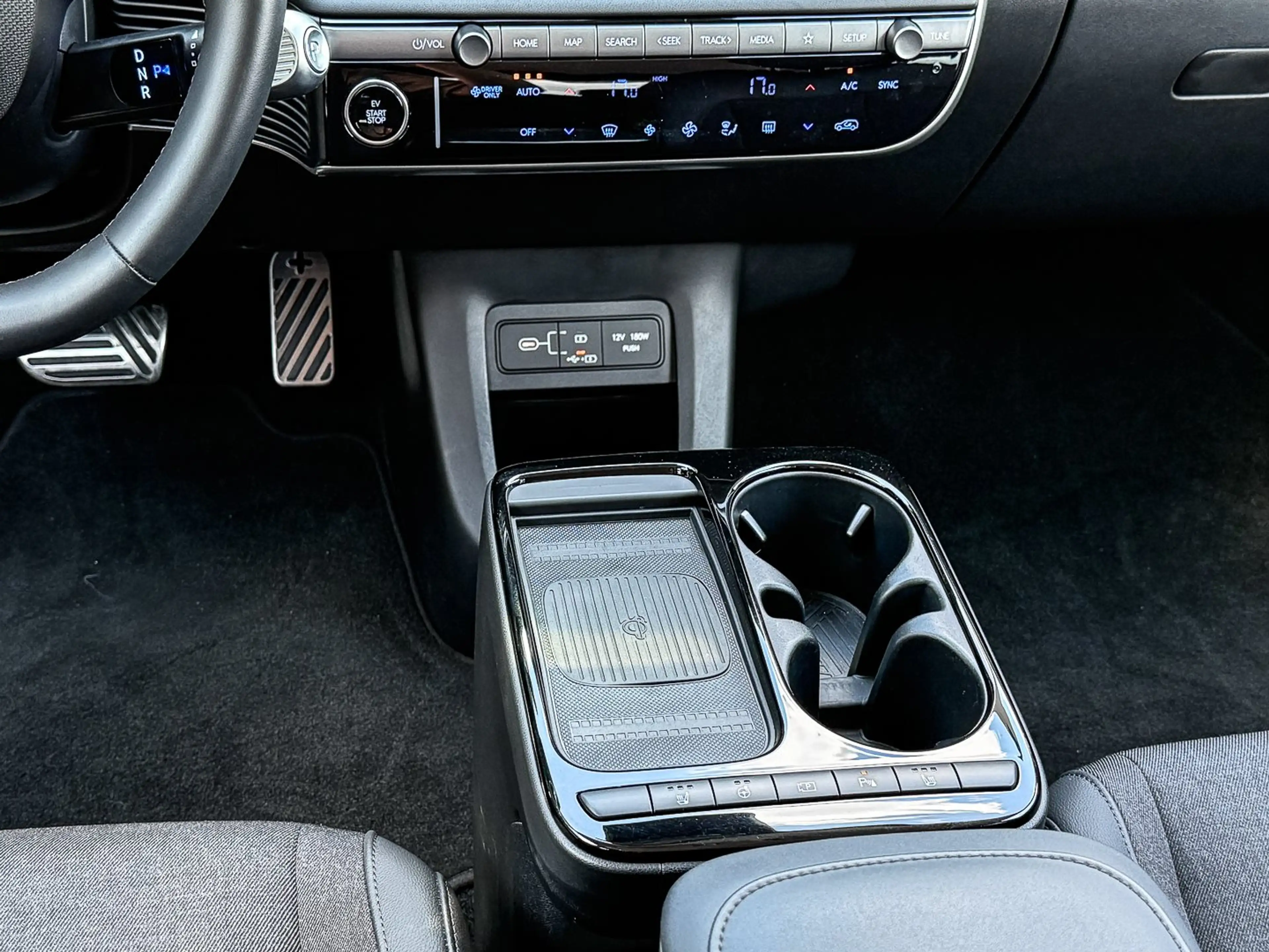 Hyundai IONIQ 5 63 kW/h ACC NAVI LED SHZ DAB E-SITZE — photo 13