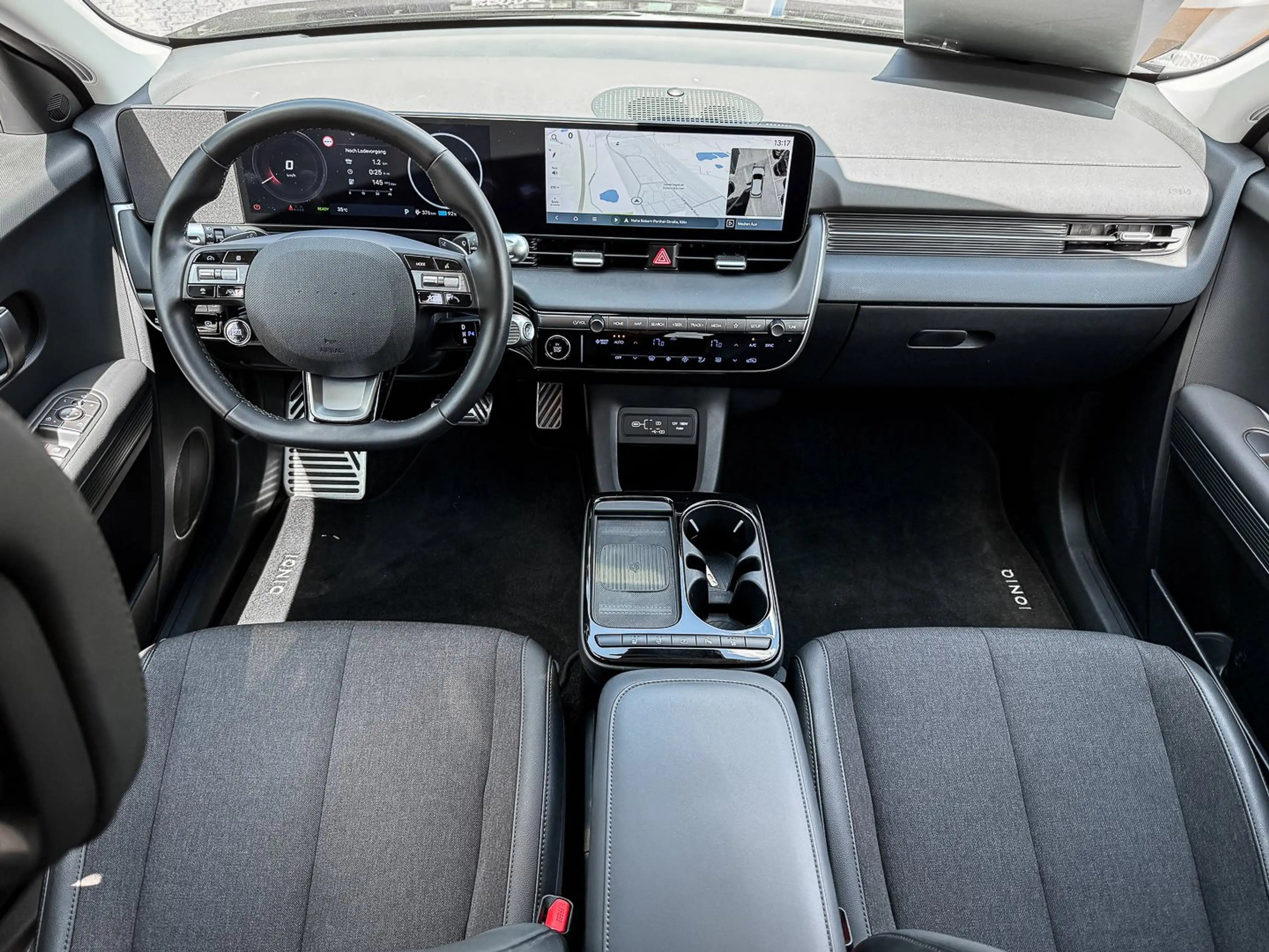 Hyundai IONIQ 5 63 kW/h ACC NAVI LED SHZ DAB E-SITZE — photo 9