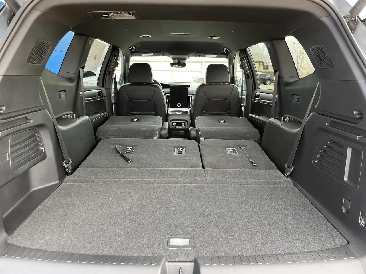 GMC Acadia снимка GMC Acadia
