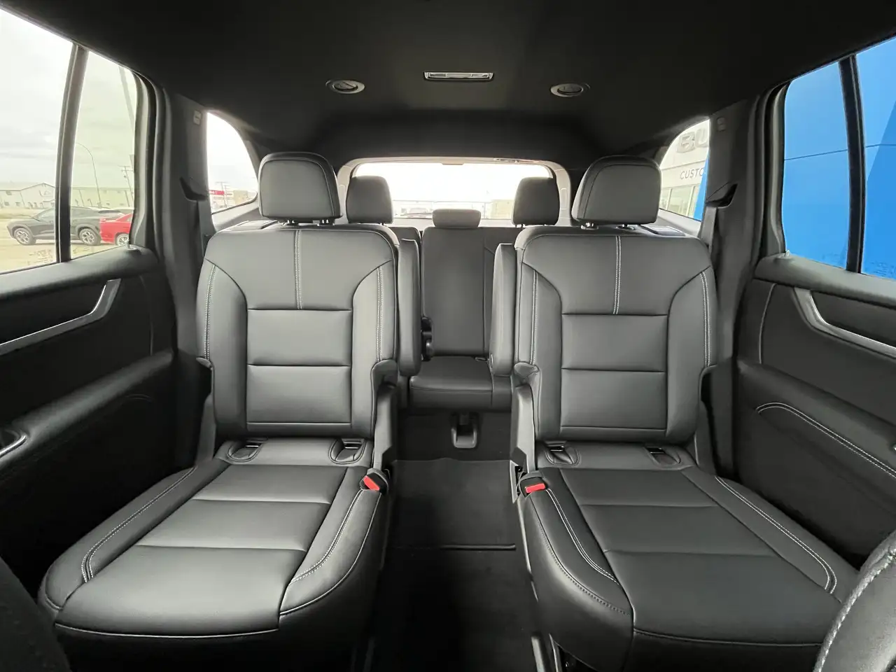 GMC Acadia снимка GMC Acadia