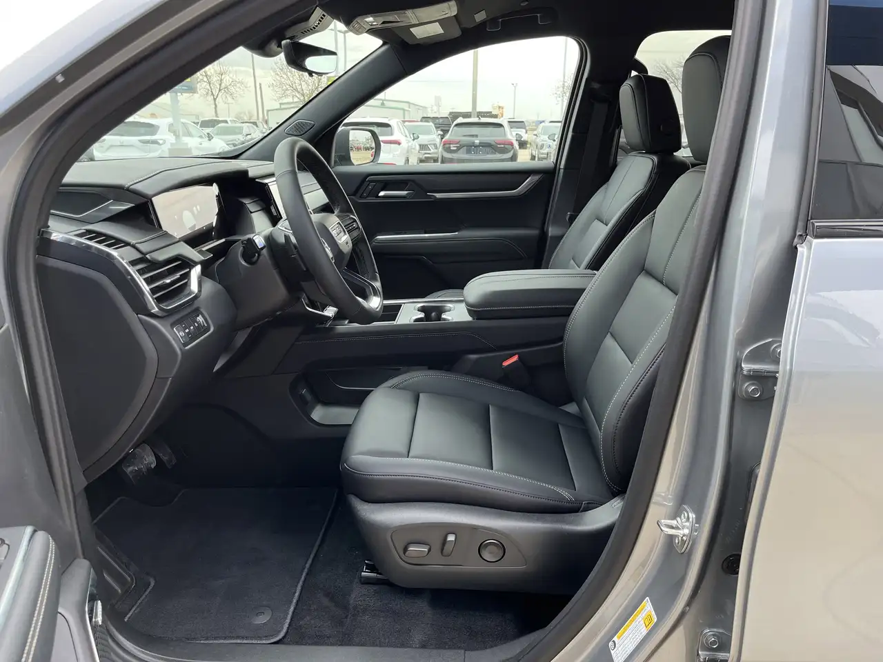 GMC Acadia снимка GMC Acadia