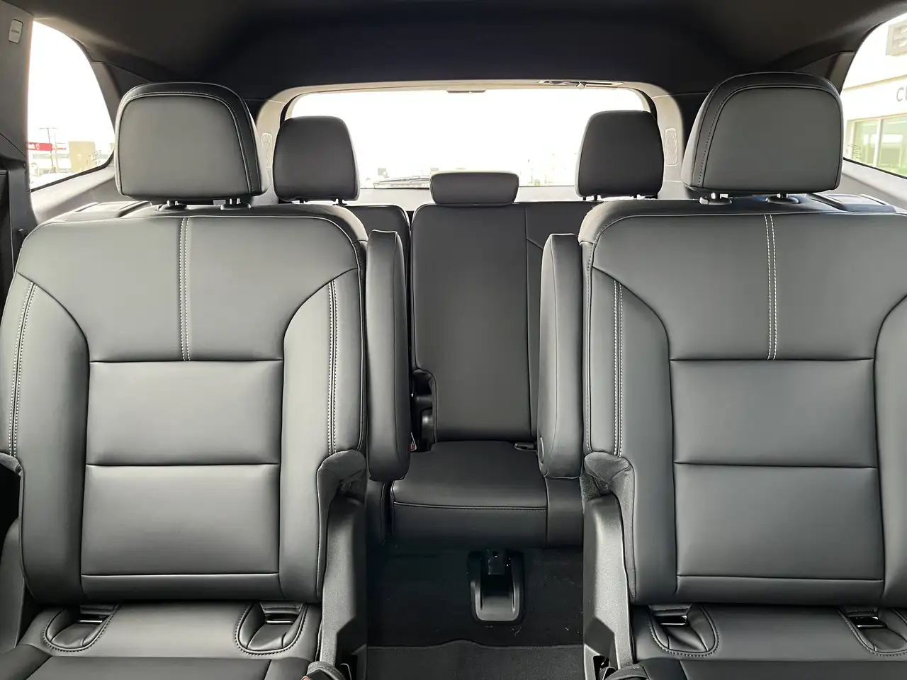 GMC Acadia снимка GMC Acadia