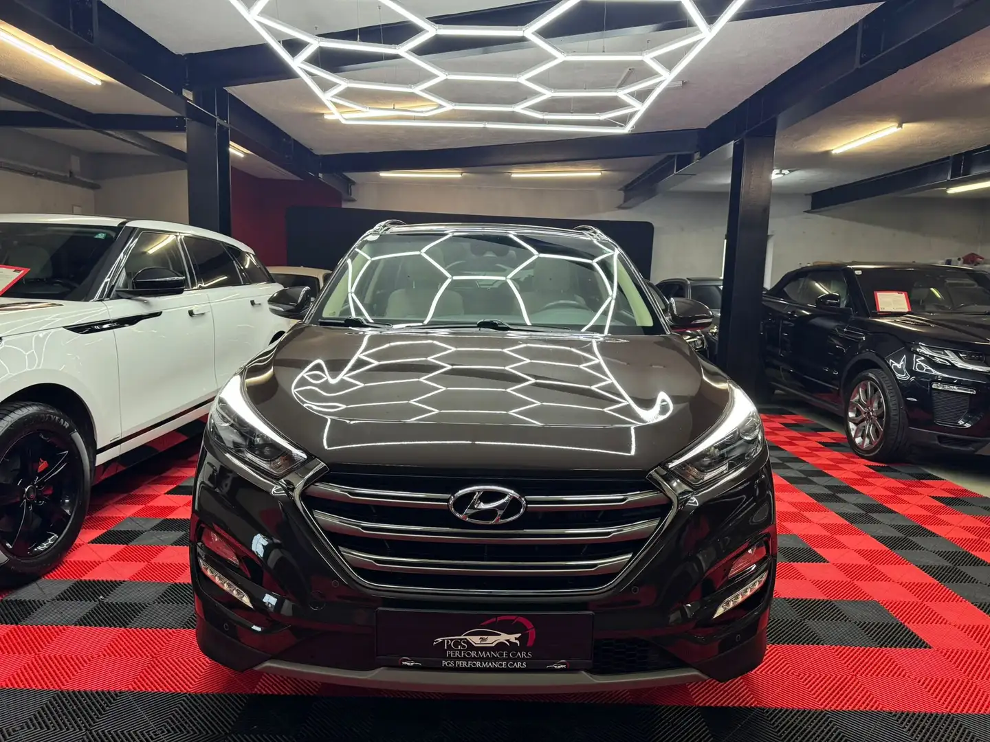 Hyundai TUCSON Platin/4WD/PANO/NAVI Braun - 2