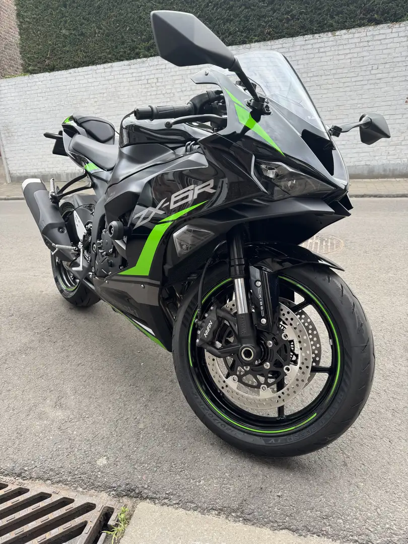 Kawasaki Ninja ZX-6R - 1
