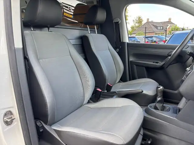 Volkswagen Caddy view 11