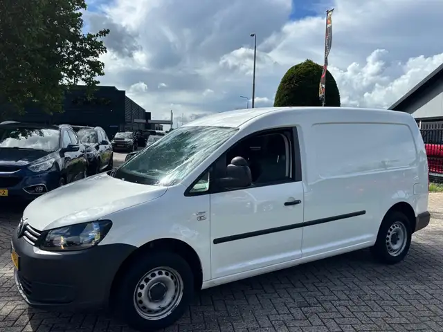 Volkswagen Caddy view 4