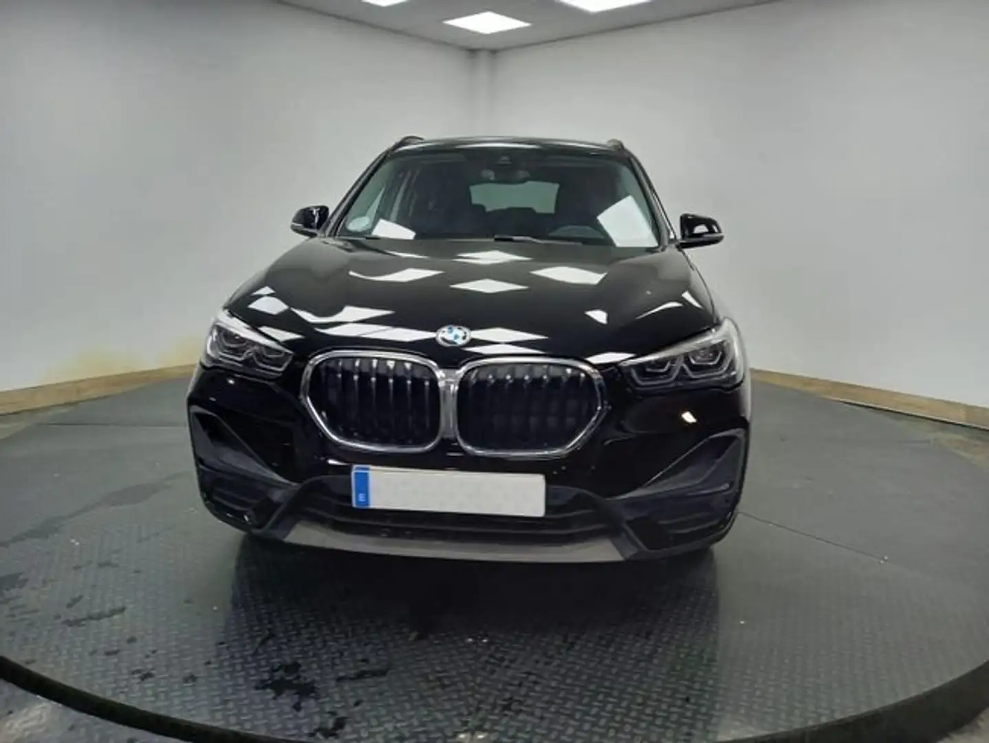 BMW X1 sDrive16d Business Negro - 2