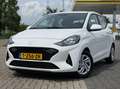 Hyundai i10 1.0 COMFORT SMART CAMERA CRUISE DIGITAAL DASHB. Blanc - thumbnail 1