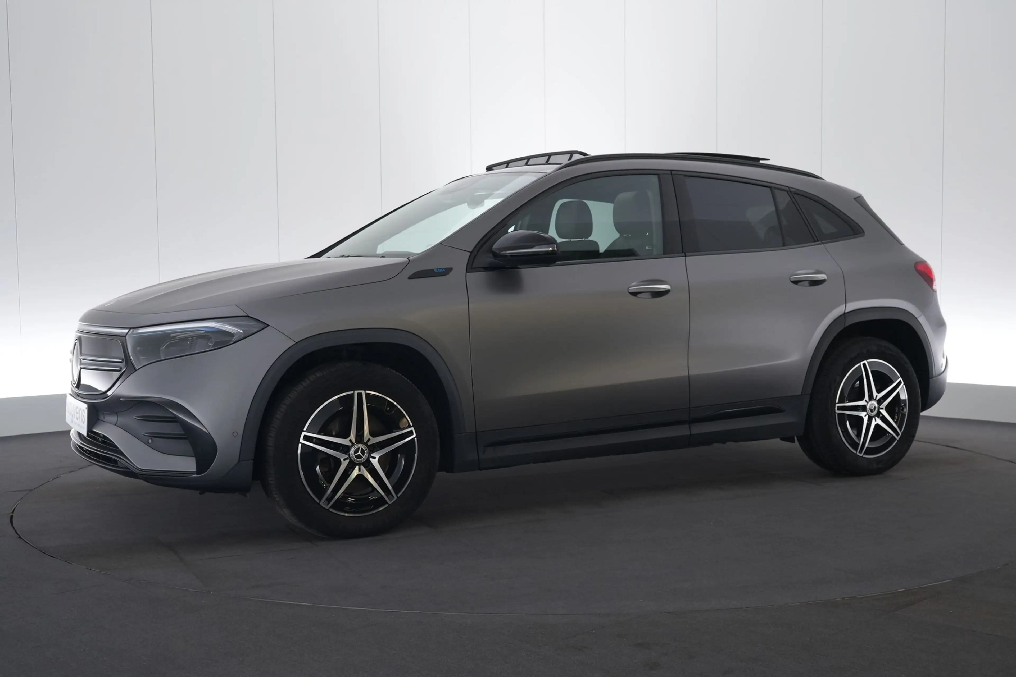 Mercedes-Benz EQA 250 Business Solution AMG Line Magno Matte LEDER/ALCAN — photo 12