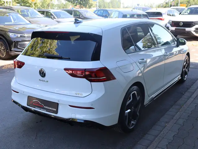 Volkswagen Golf view 14
