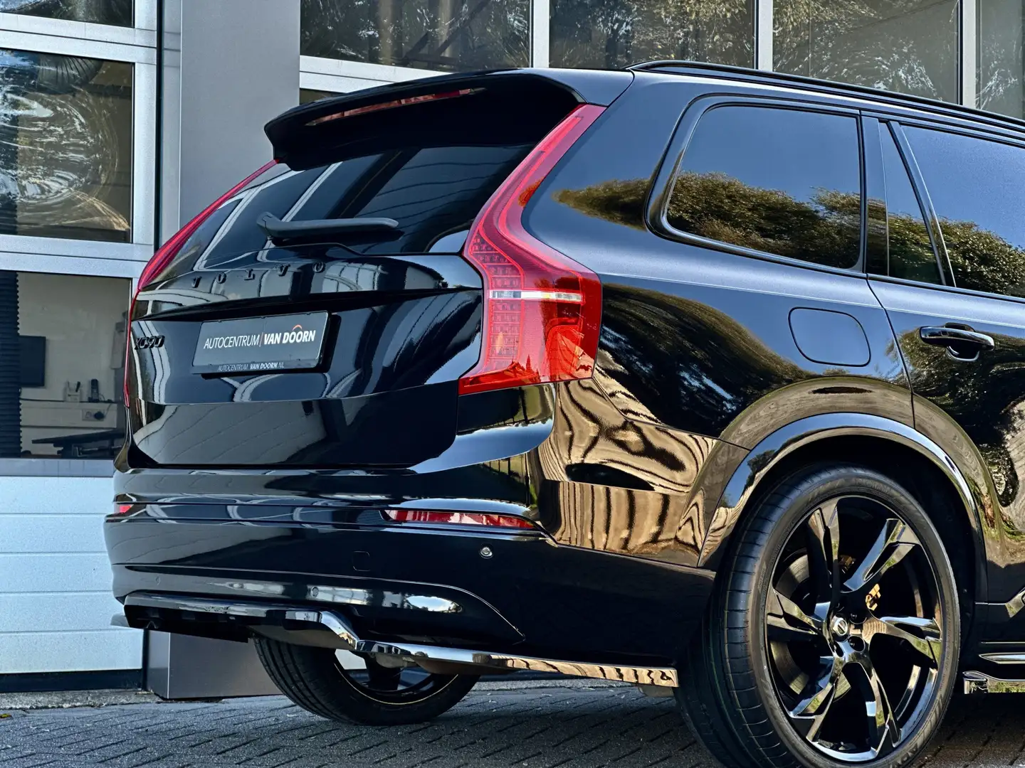 Volvo XC90 2.0 T8 Recharge | AWD | Dark Label | Panoramadak | Zwart - 2