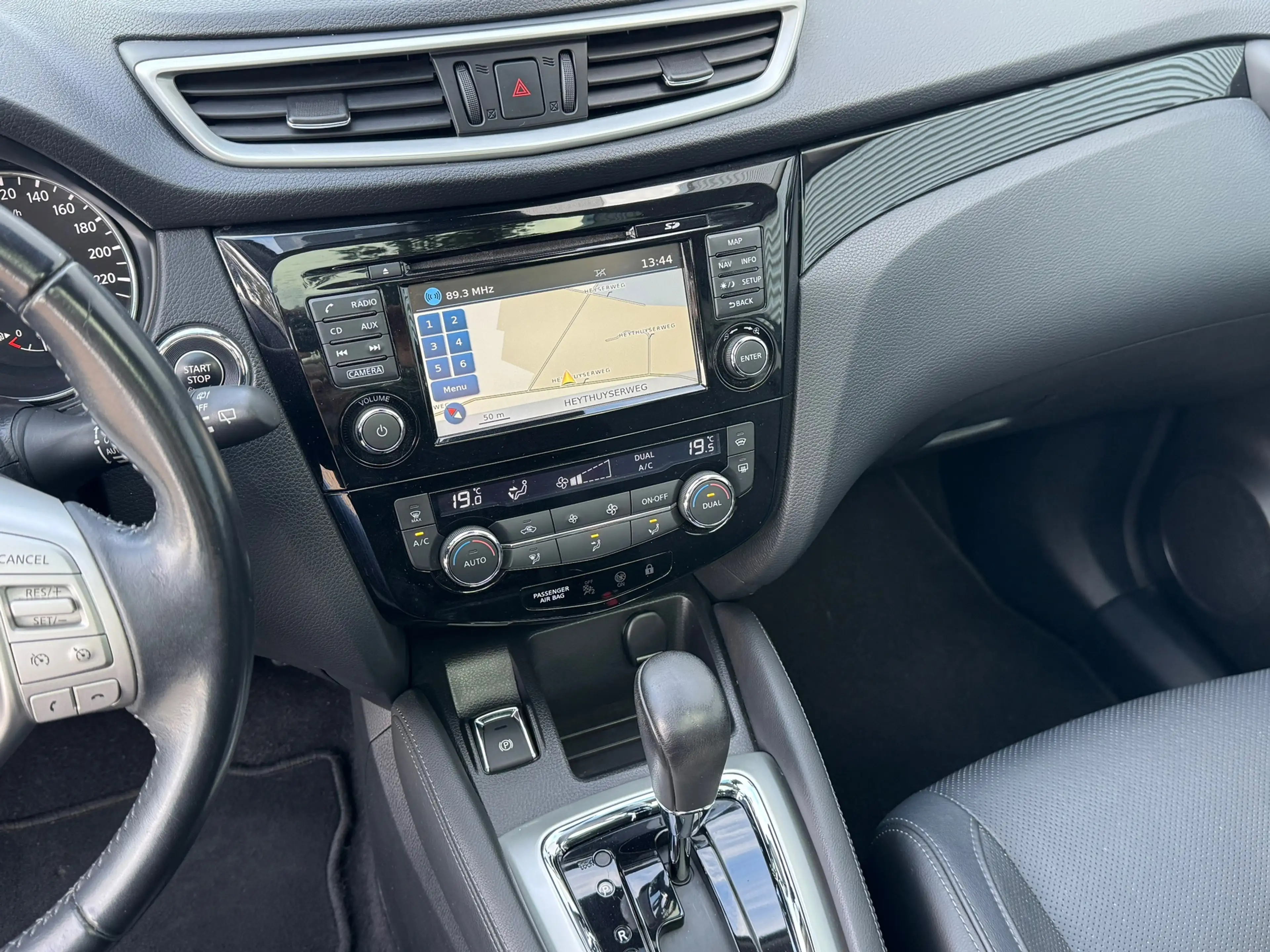 Nissan Qashqai 1.2 Tekna automaat [ panodak,leer,fm navi,camera,1 — photo 19