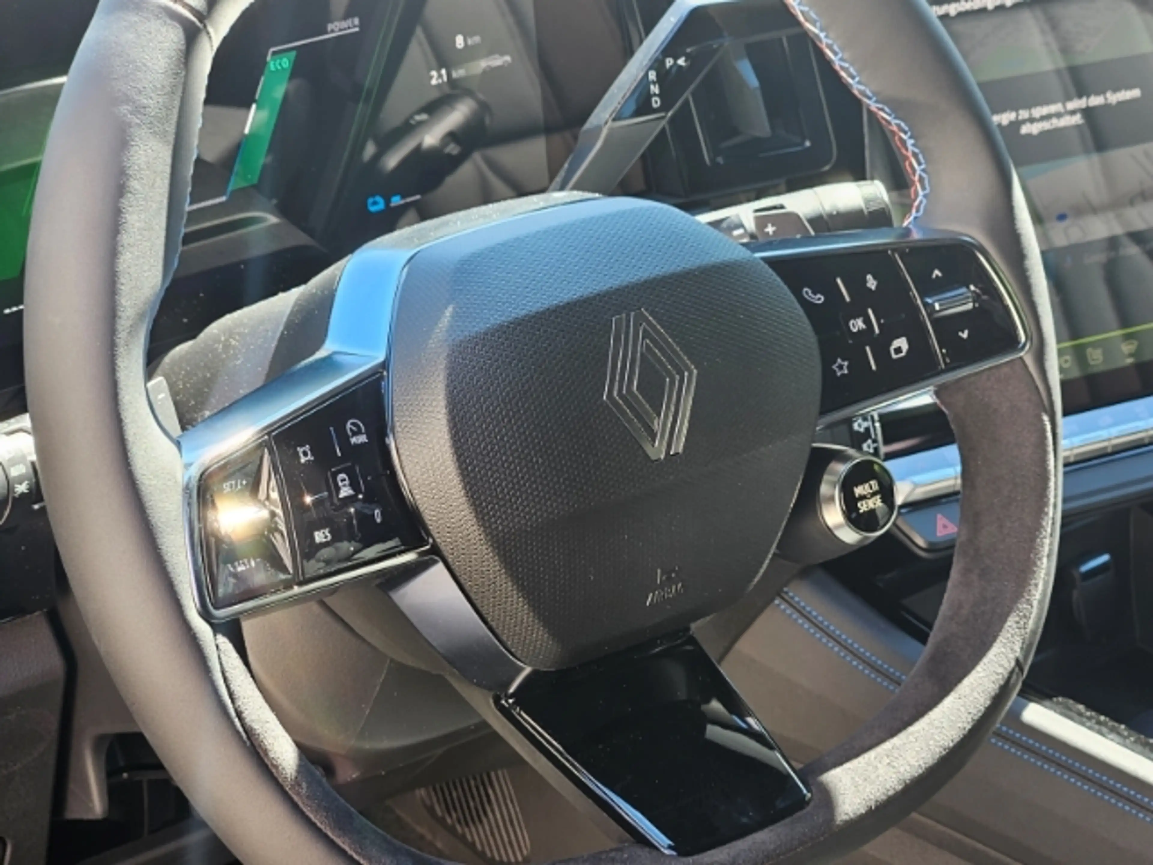 Renault Rafale 200 E-Tech Full Hybrid Esprit Alpine — photo 13