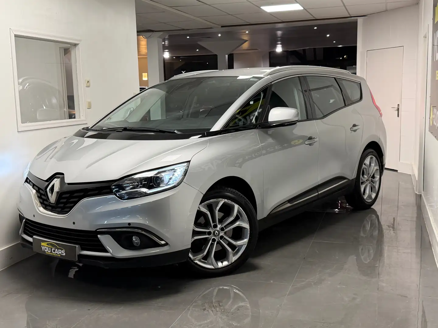Renault Grand Scenic Grand Scenic ENERGY TCe 115 EXPERIENCE 7 Plaats Gris - 2
