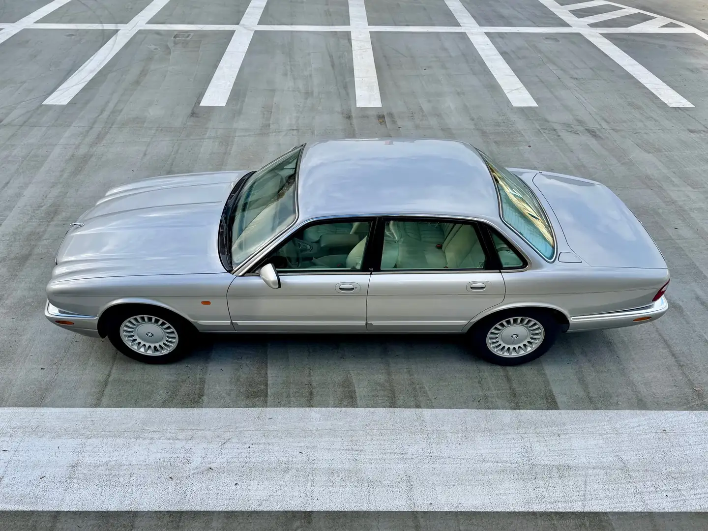 Jaguar XJ8 3.2i V8 32v Executive Gris - 2