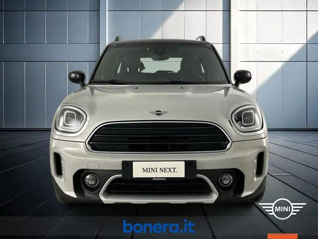 Mini Cooper Cooper view 3