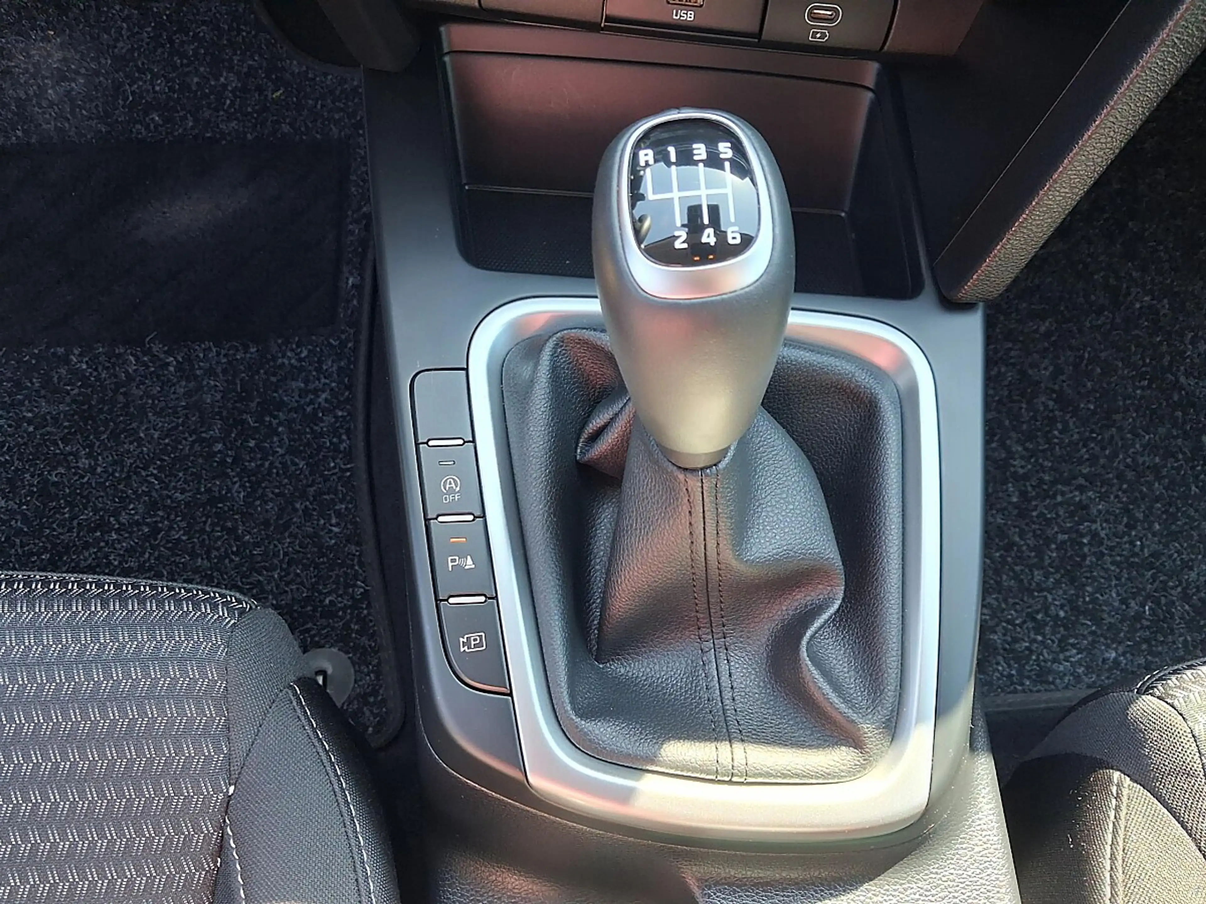 Kia Ceed / cee'd ceed 1,0 T-GDI GPF Silber — photo 9