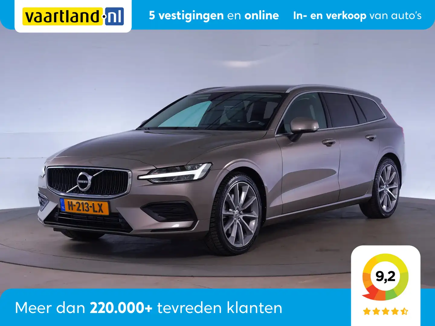 Volvo V60 T4 190pk Momentum Pro Aut. [ LED Trekhaak Camera ] Grijs - 1