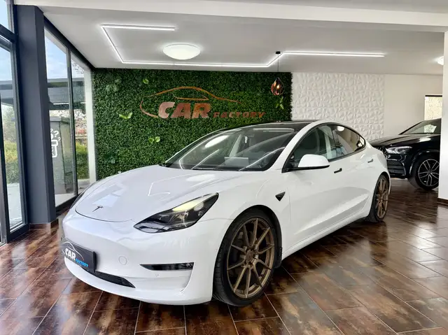 Tesla Model 3 Long Range AWD 75kWh