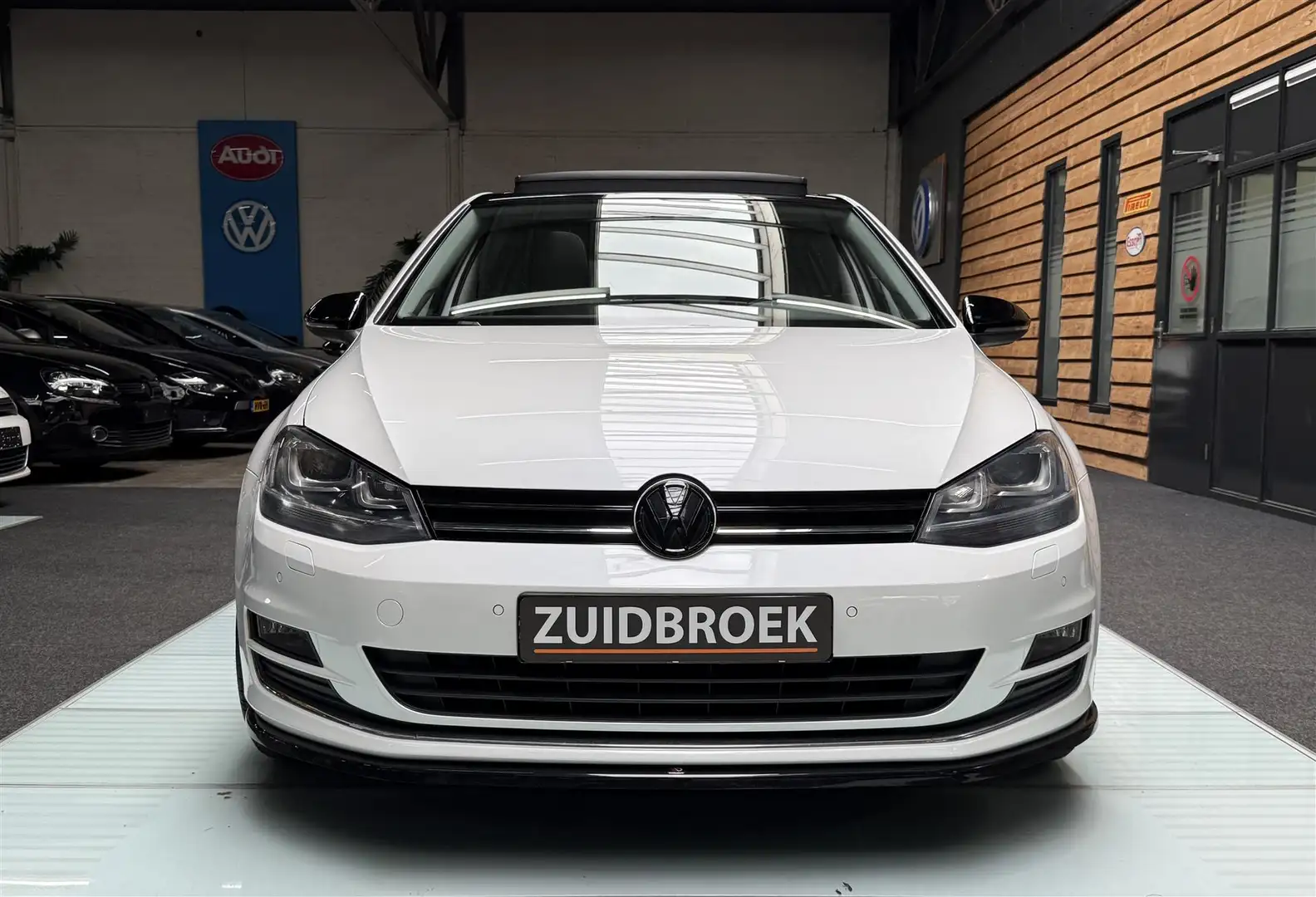 Volkswagen Golf 1.4 TSI Highline DSG Xenon Navi Clima Weiß - 1