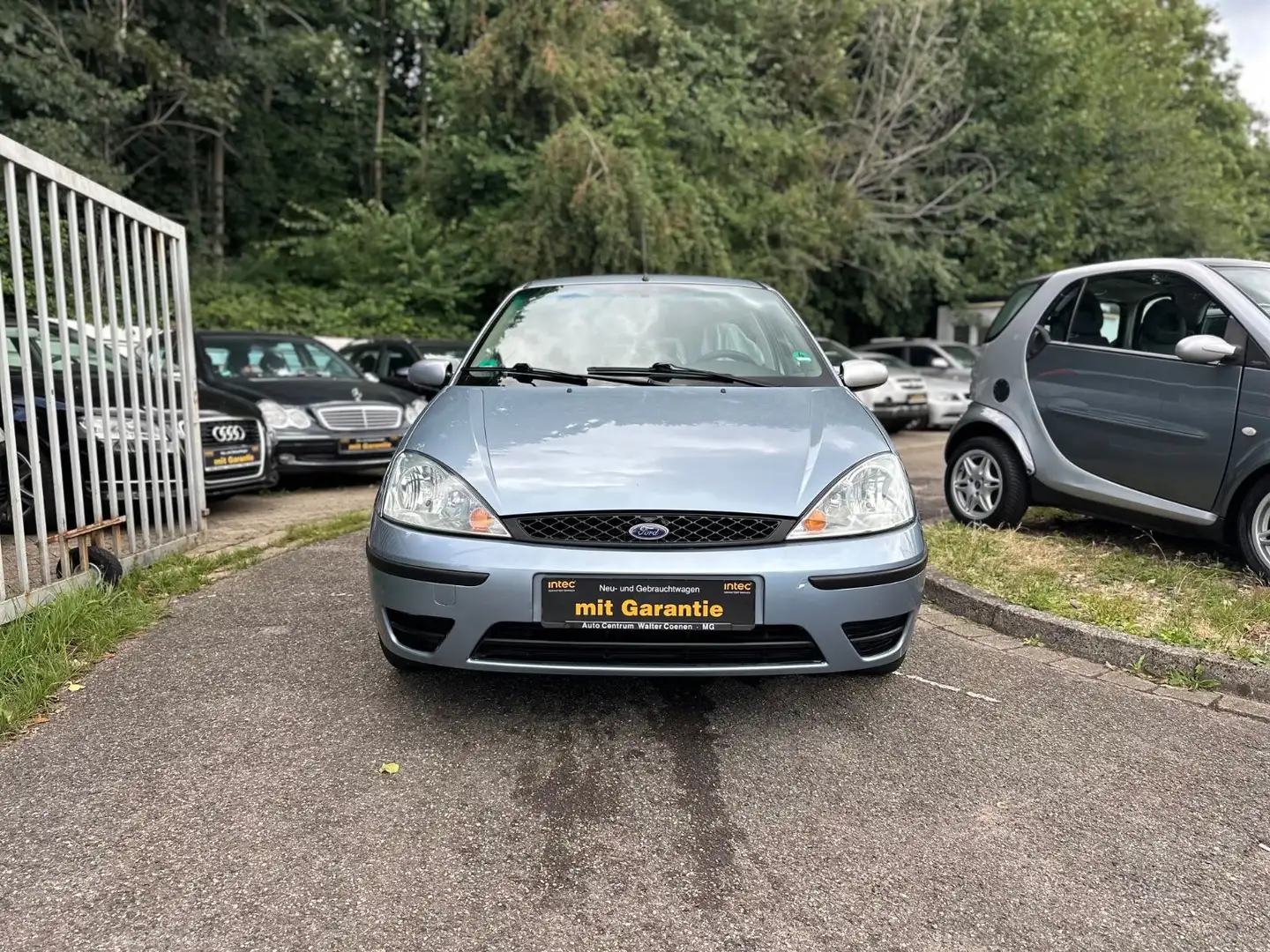 Ford Focus 1.4 Ambiente*Tüv Neu*Klima*Wenig KM* Azul - 1