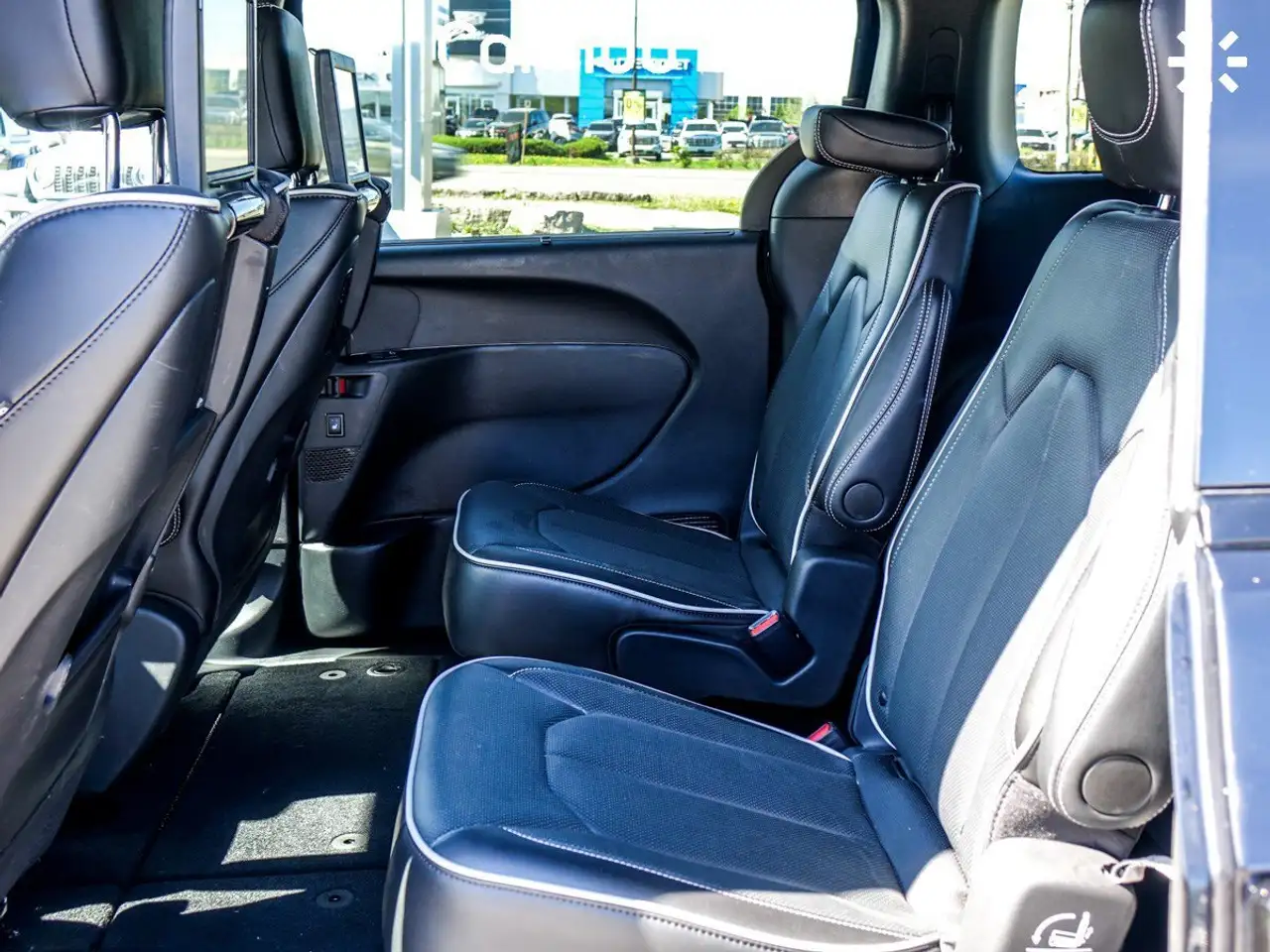 Chrysler Pacifica fotografie Chrysler Pacifica