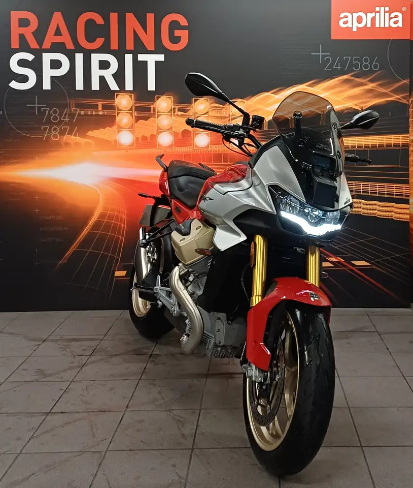 Moto Guzzi V 100