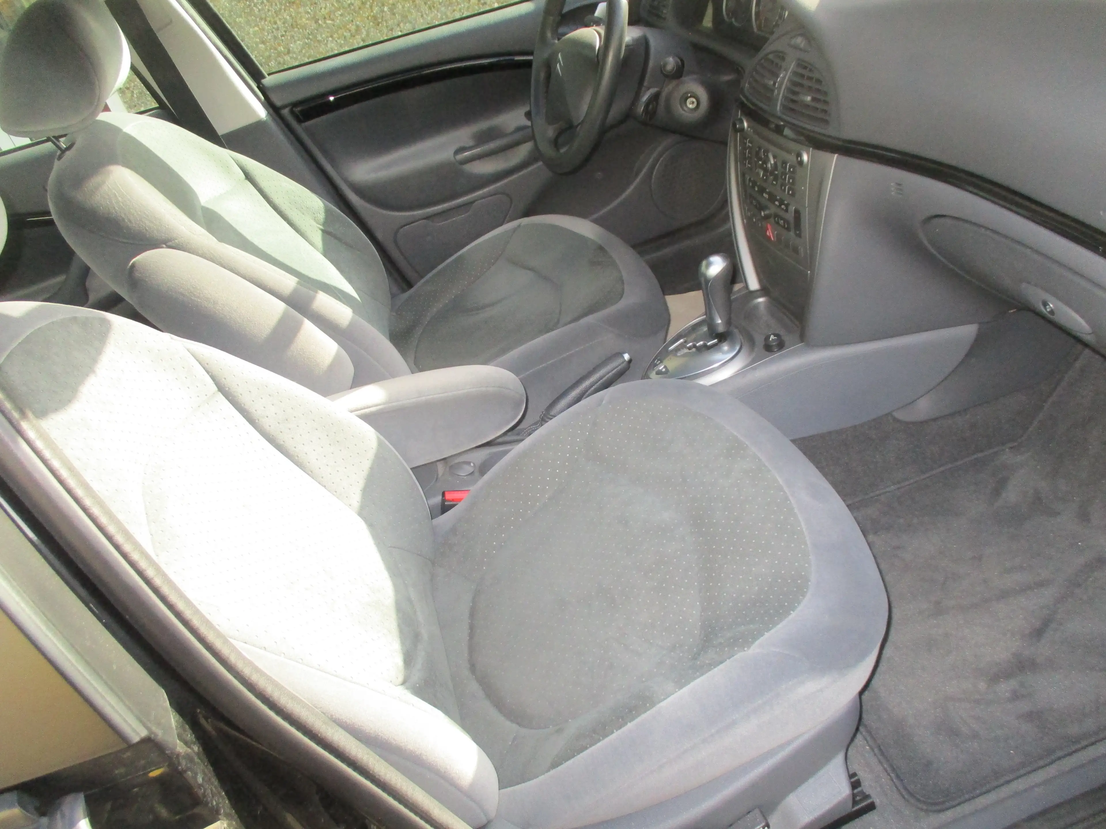 Citroen C5 Exclusive, Wenig Kilometer, HU Neu — photo 11