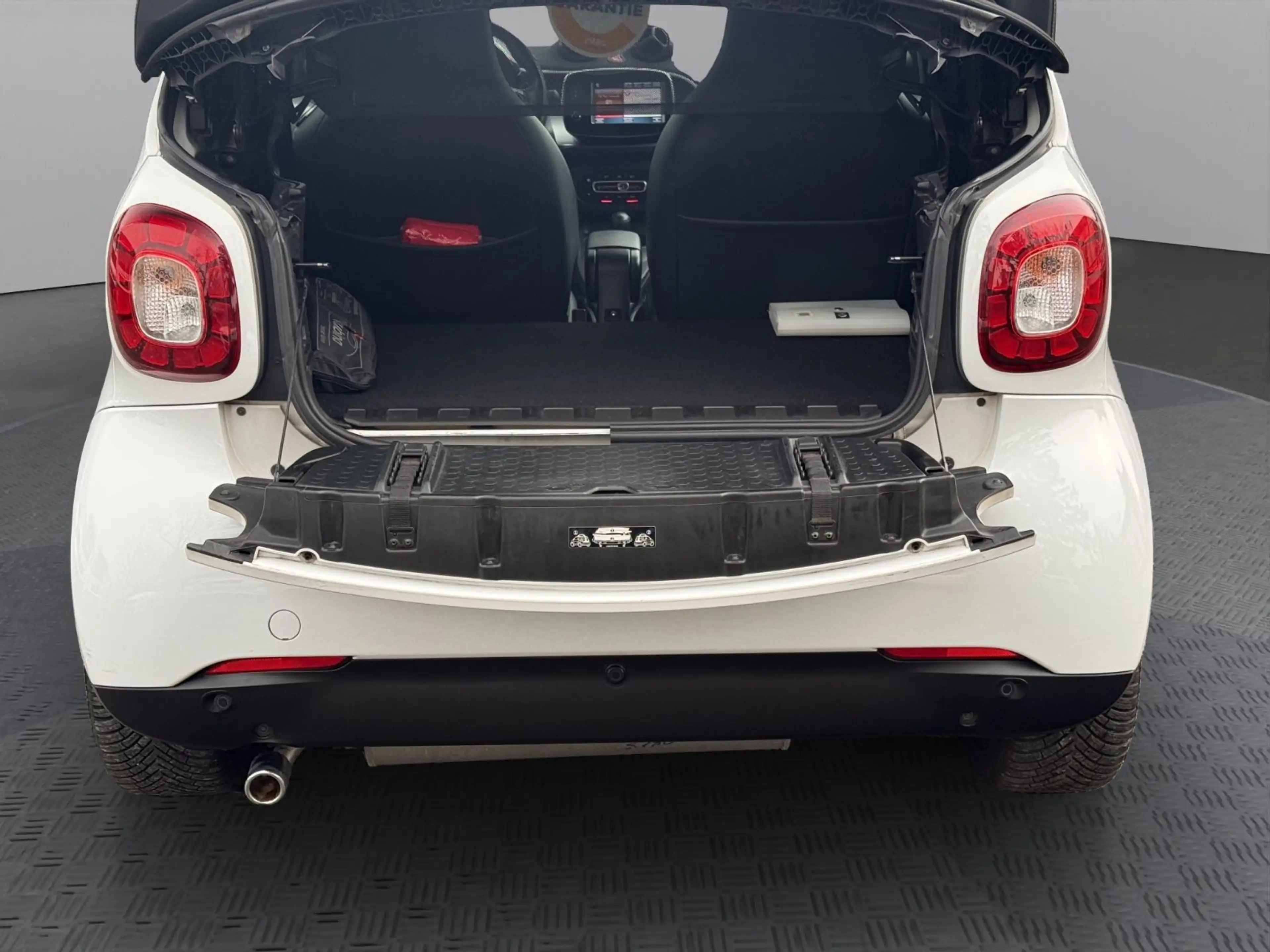 smart forTwo Cabrio°PDC°Leder°Navi°SZH°Garantie — photo 9