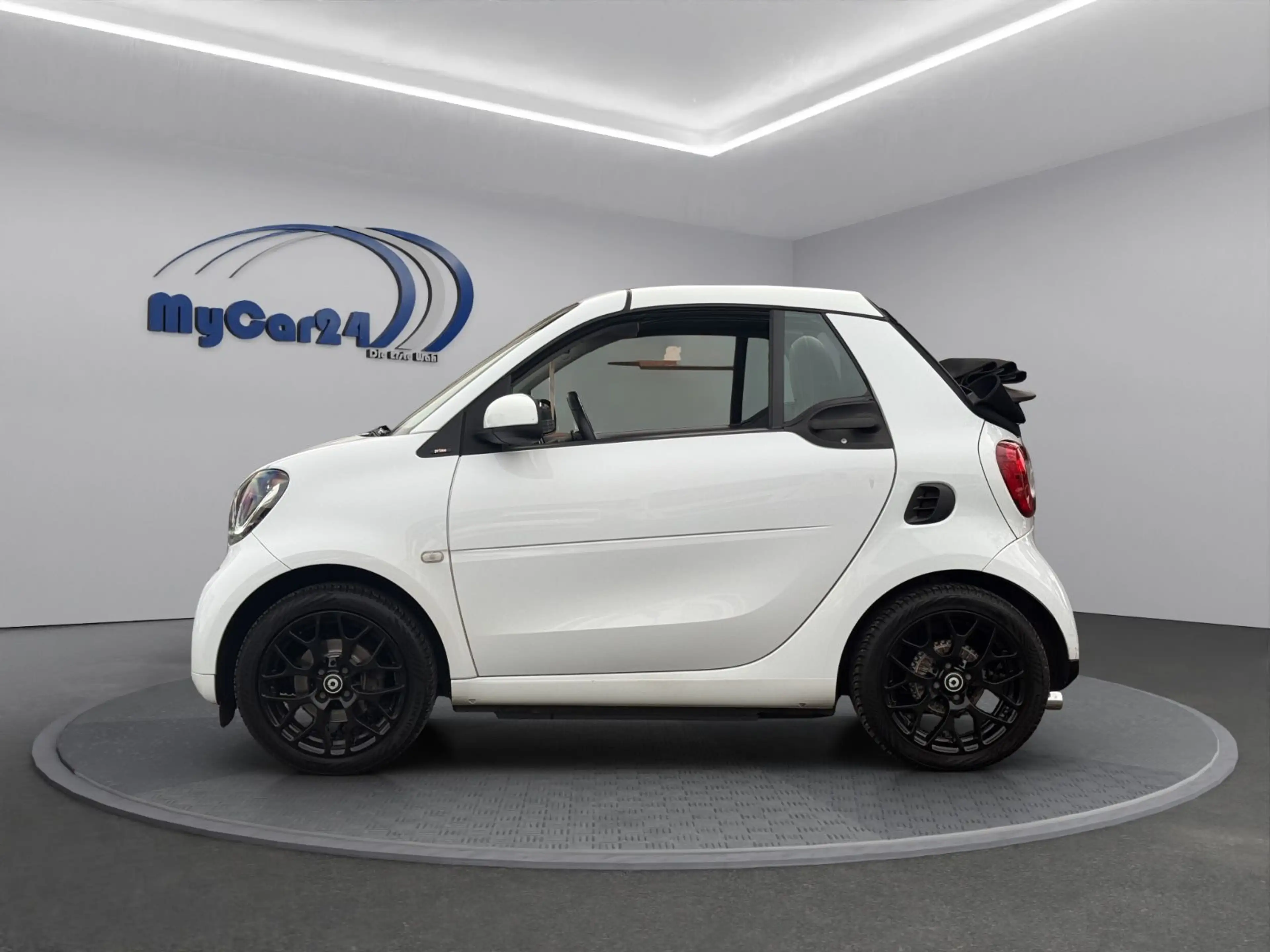 smart forTwo Cabrio°PDC°Leder°Navi°SZH°Garantie — photo 10