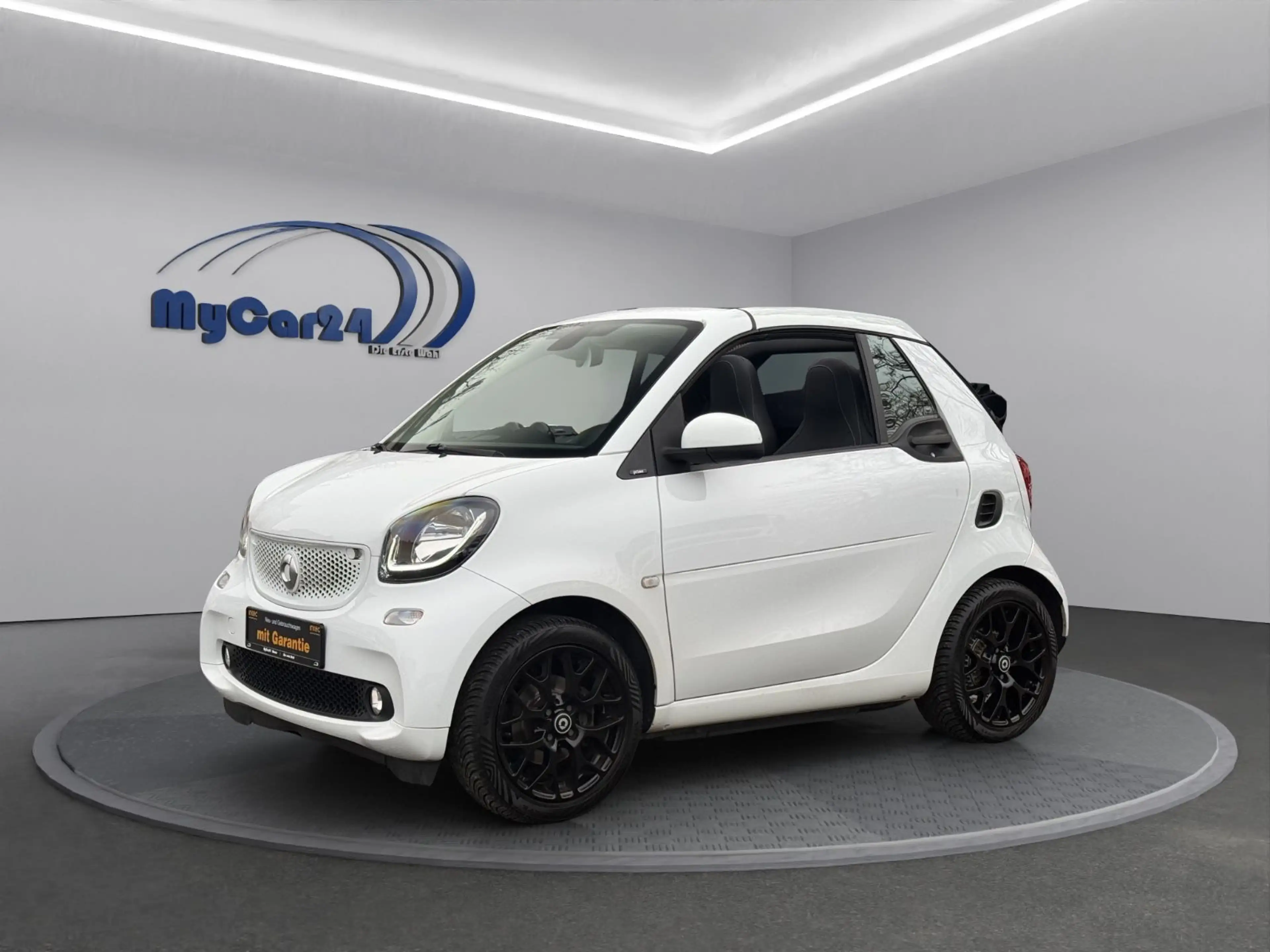 smart forTwo Cabrio°PDC°Leder°Navi°SZH°Garantie